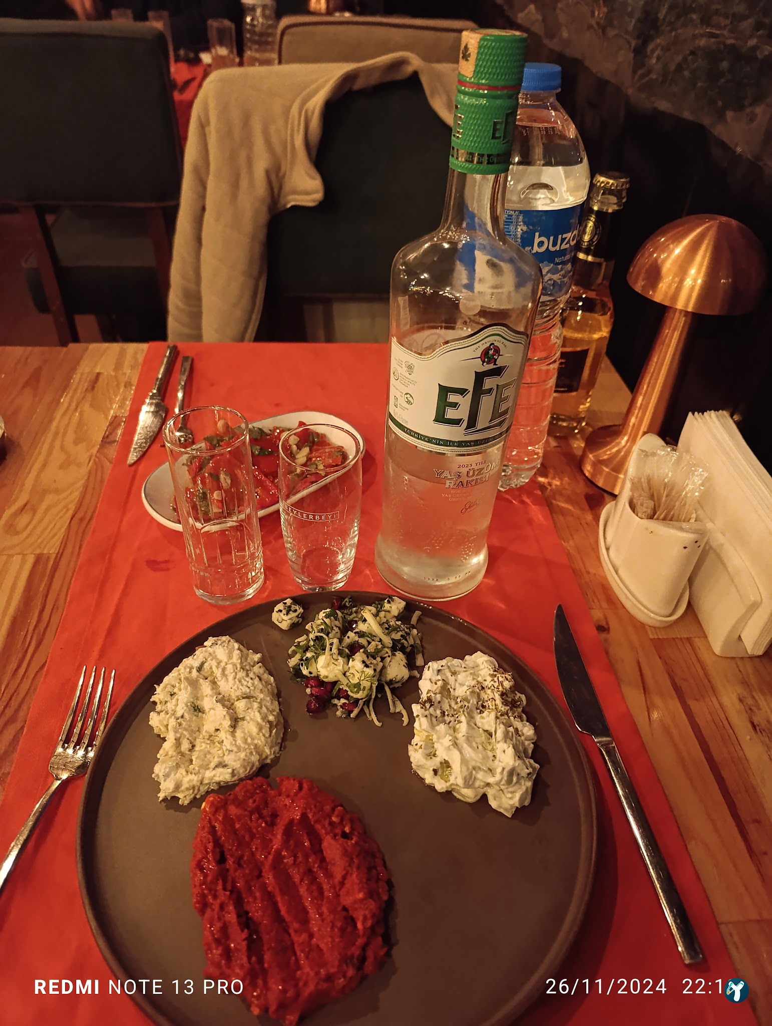 İzole Beyoğlu | Restaurant & Bar
