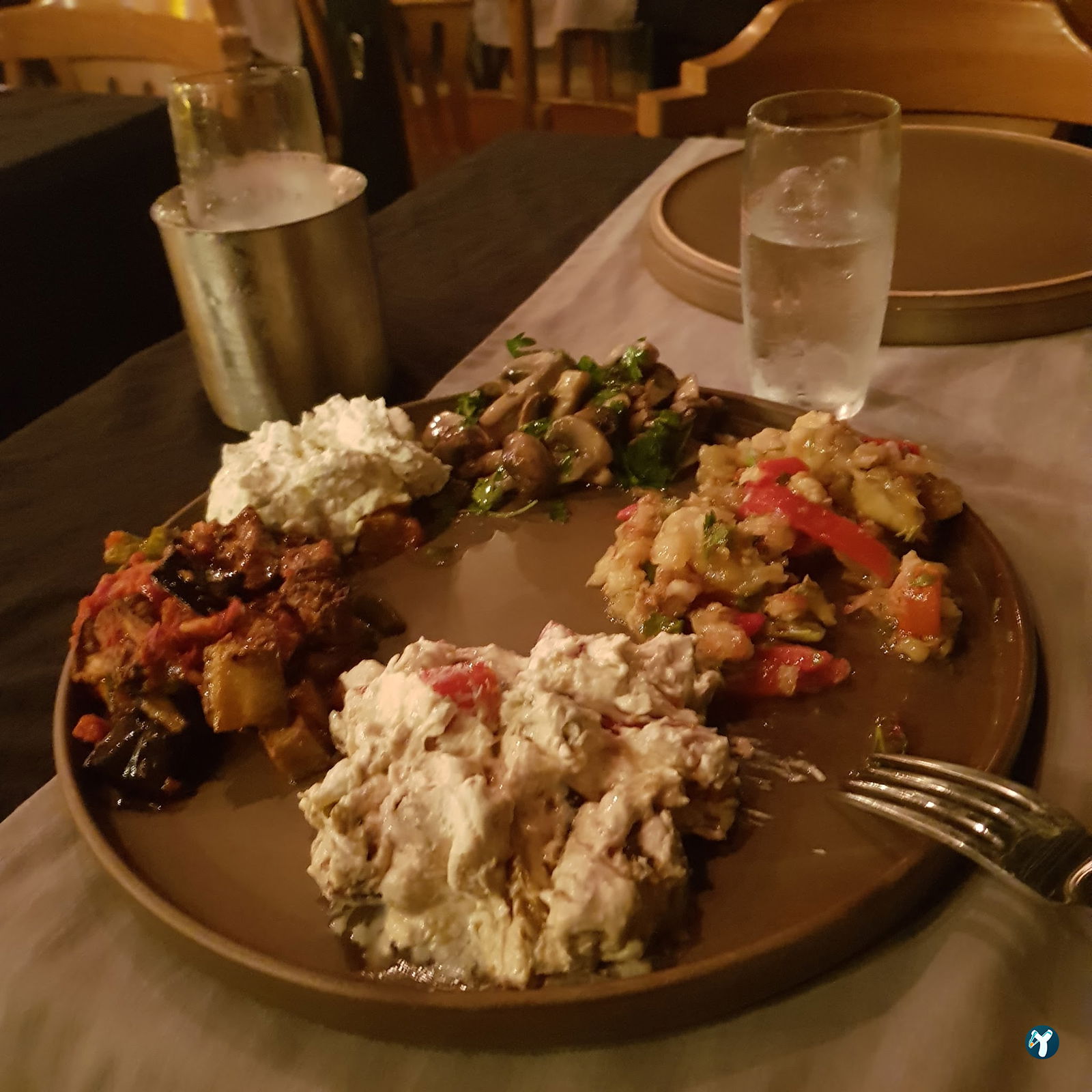 İzole Beyoğlu | Restaurant & Bar