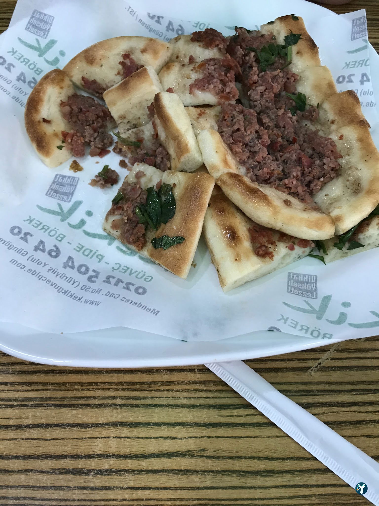 Kekik Güveç Pide