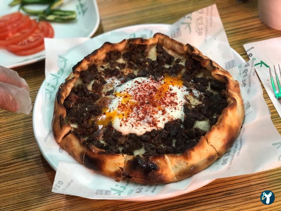 Kekik Güveç Pide