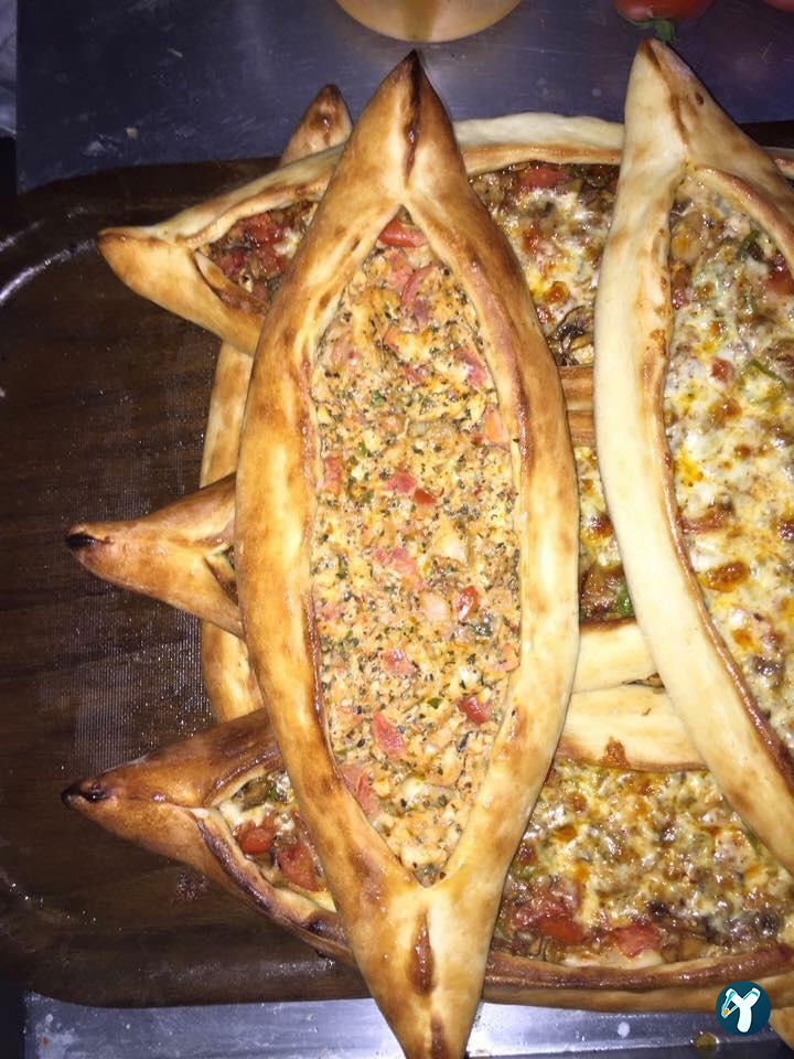 Kekik Güveç Pide