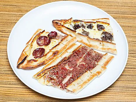 Kekik Güveç Pide resimleri