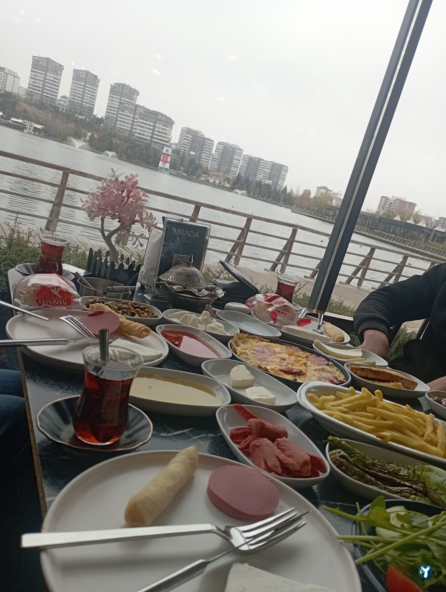 Mrada Cafe