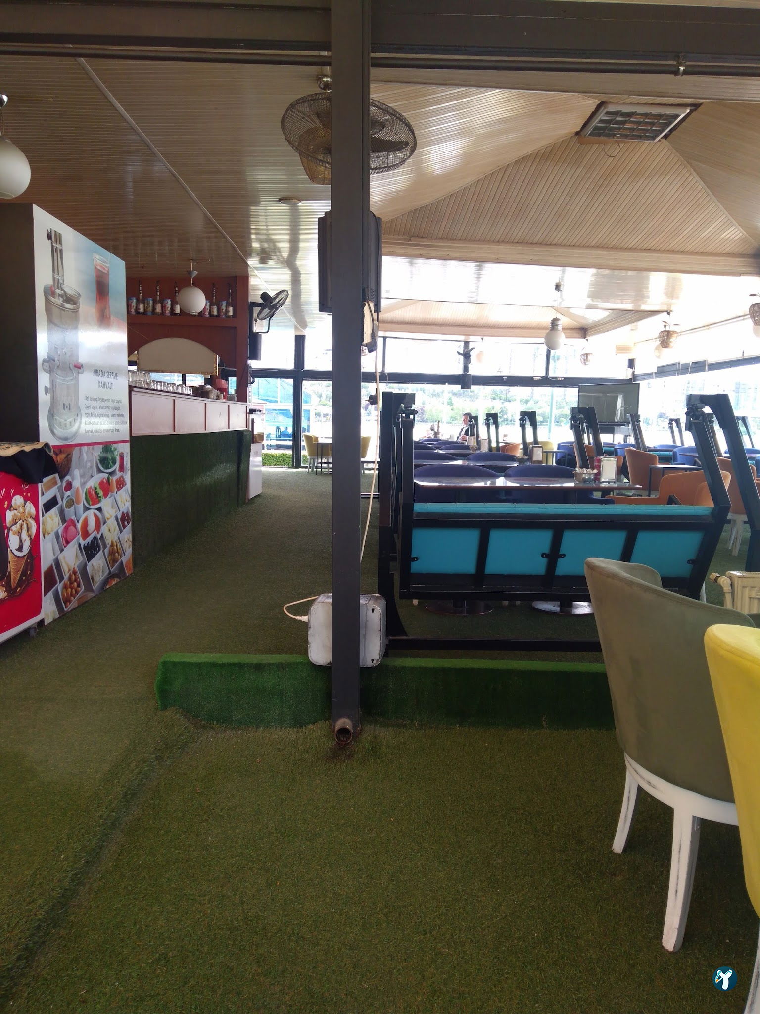 Mrada Cafe