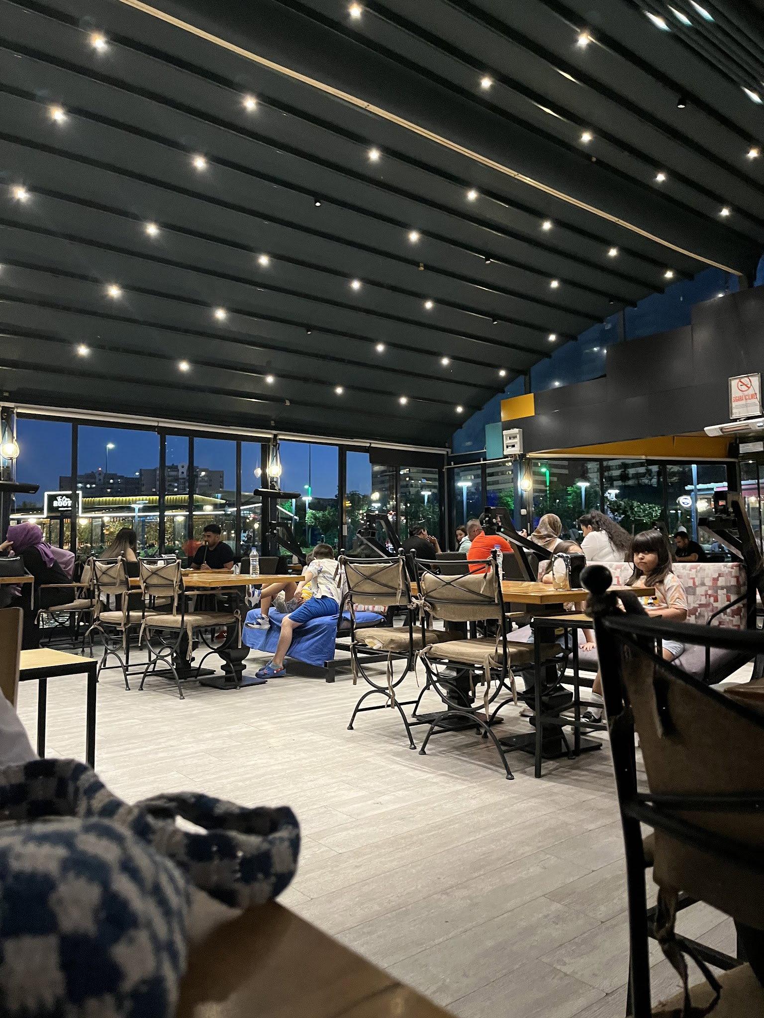 Mrada Cafe