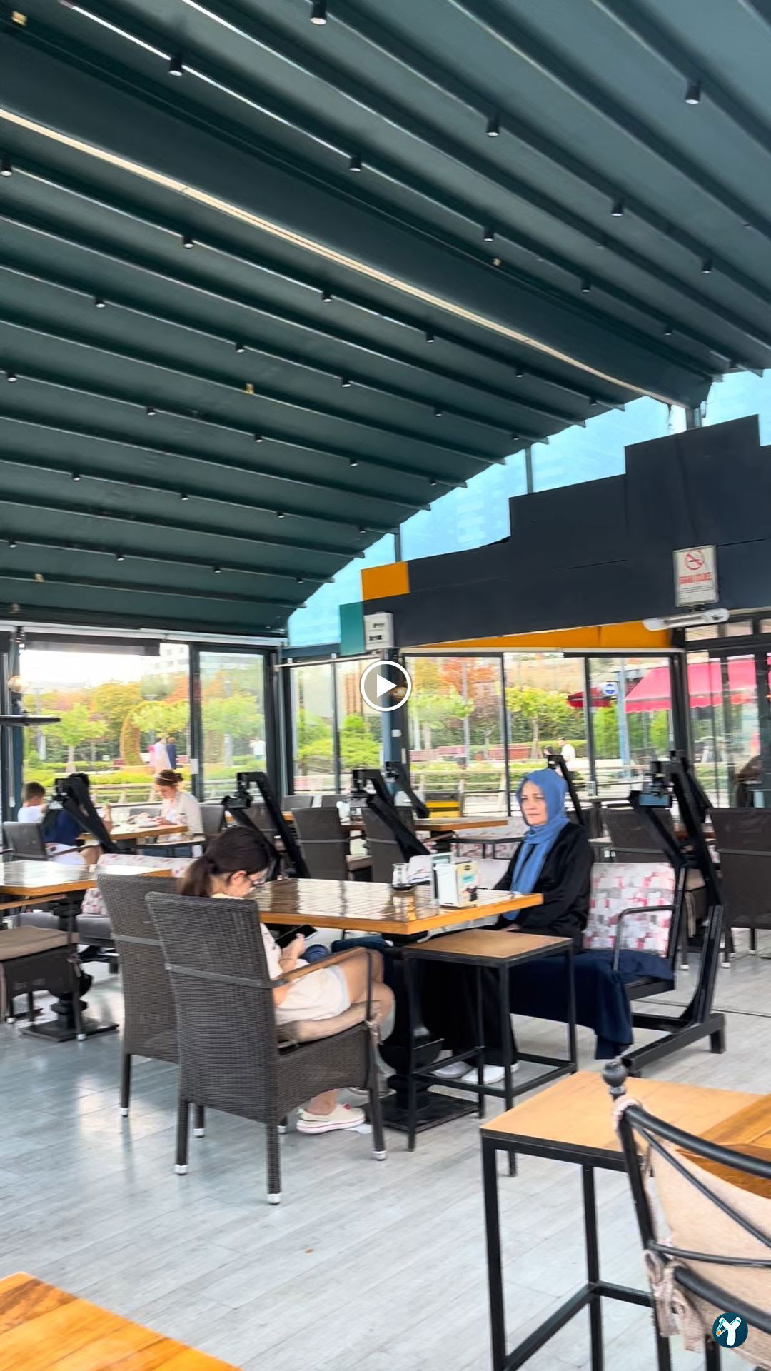 Mrada Cafe