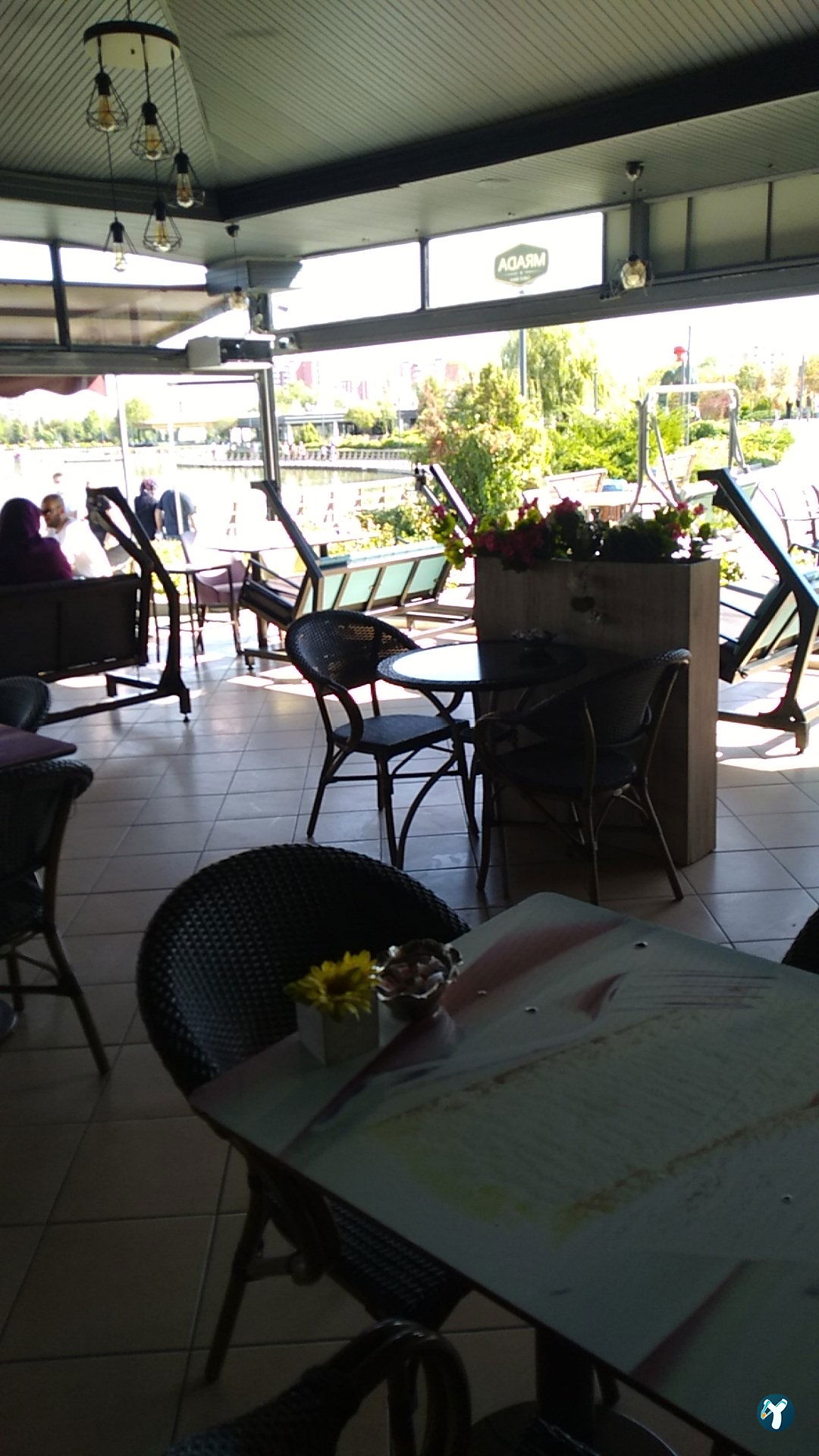 Mrada Cafe