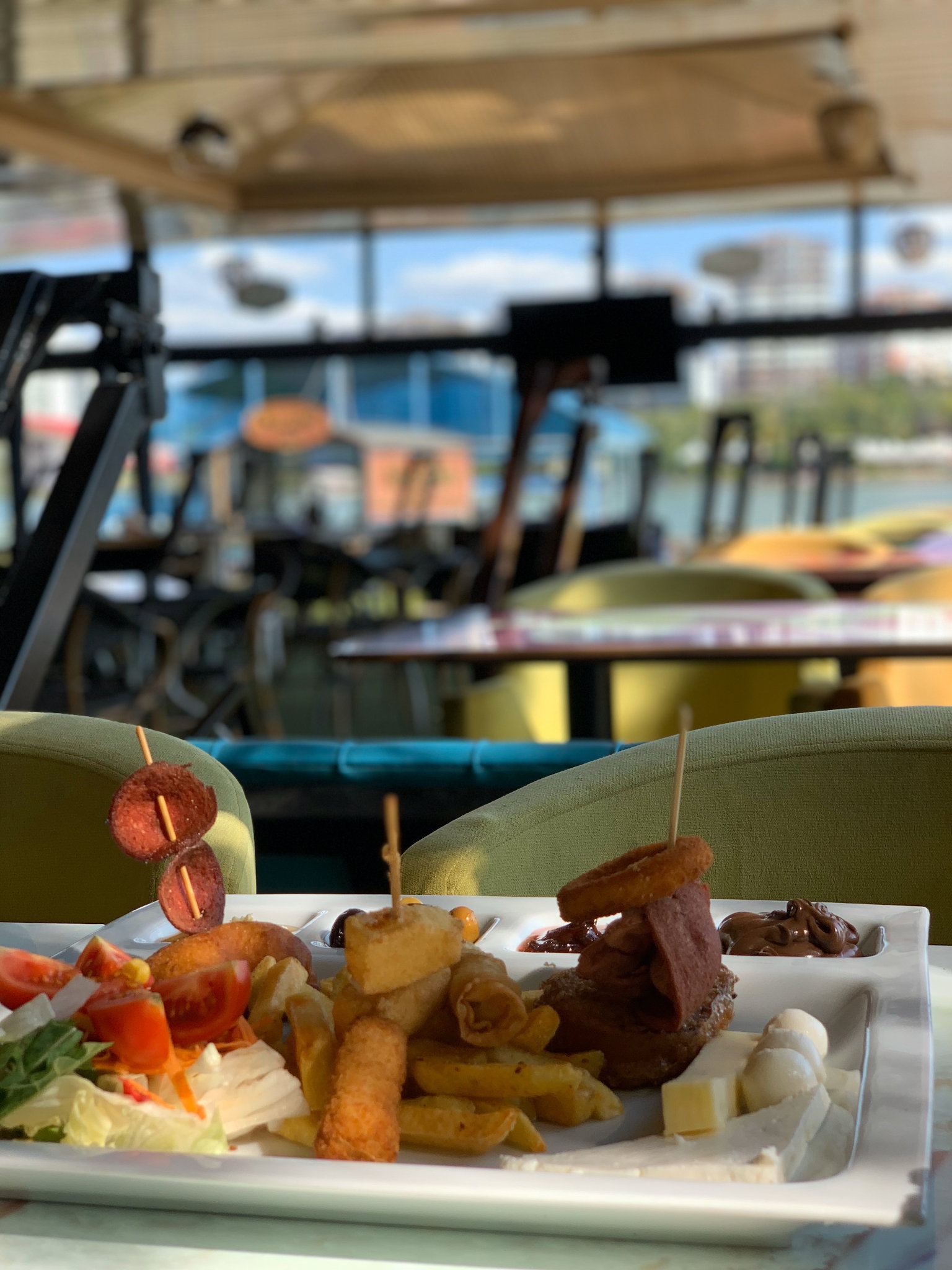 Mrada Cafe