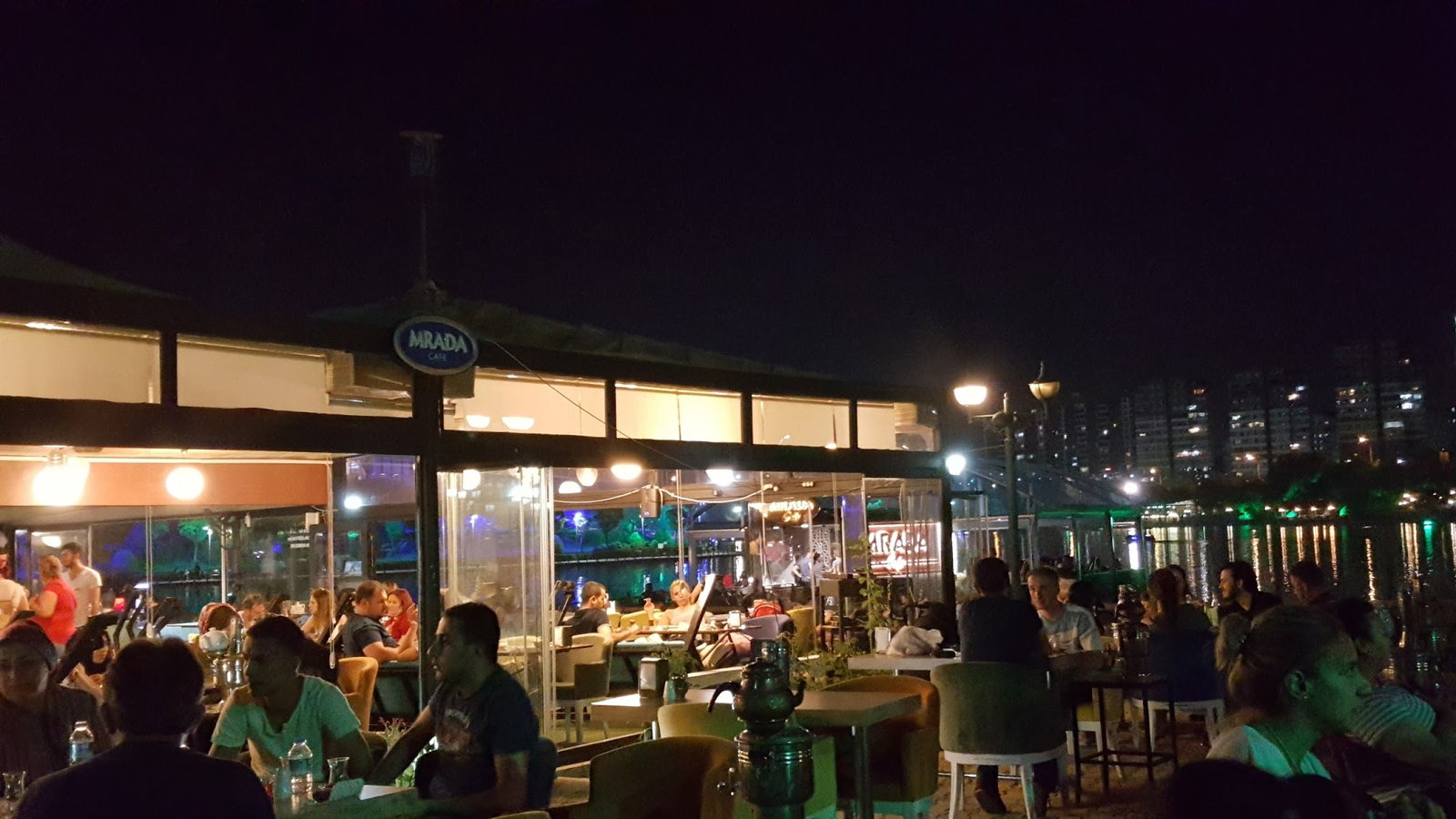 Mrada Cafe