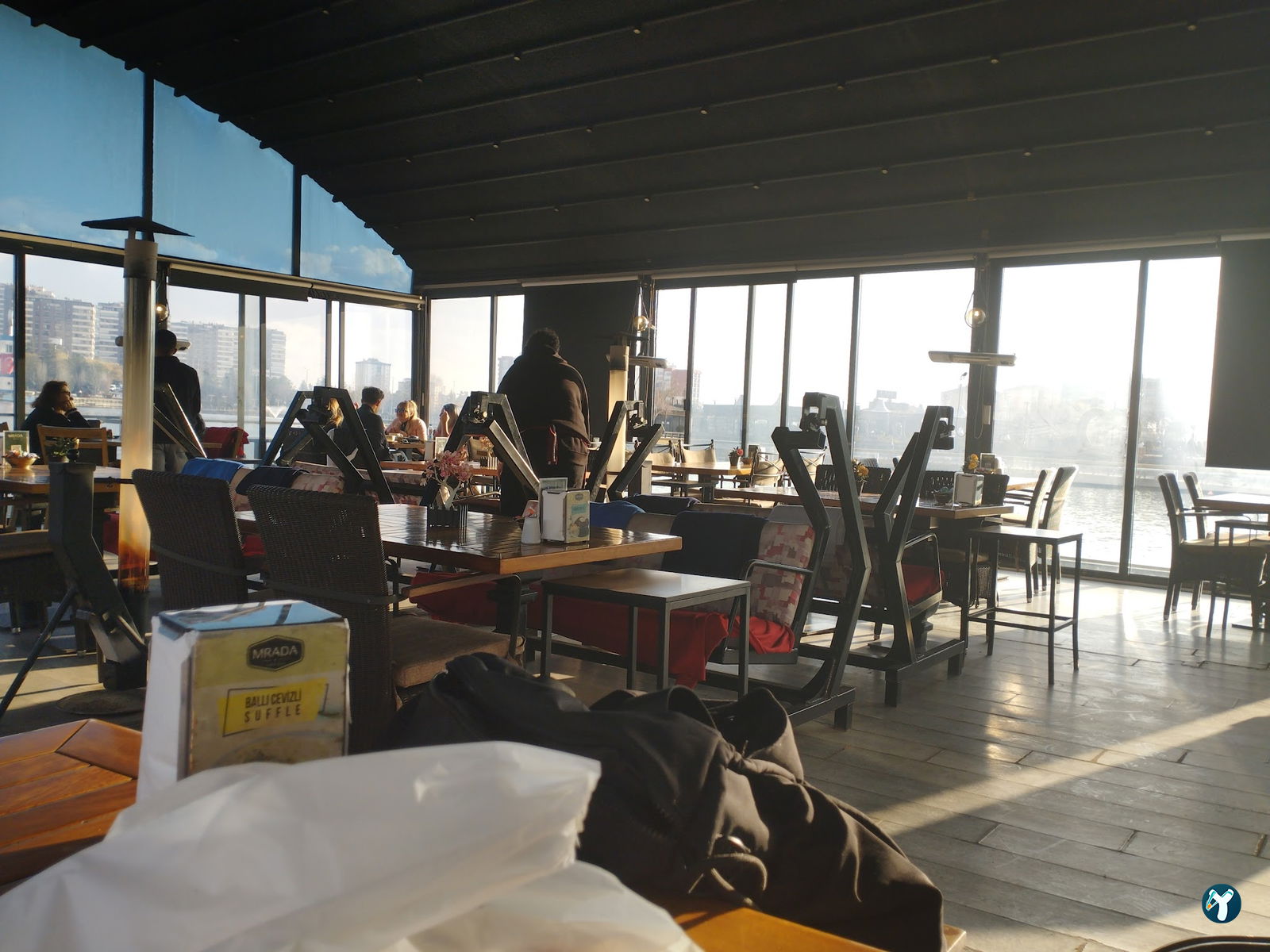 Mrada Cafe