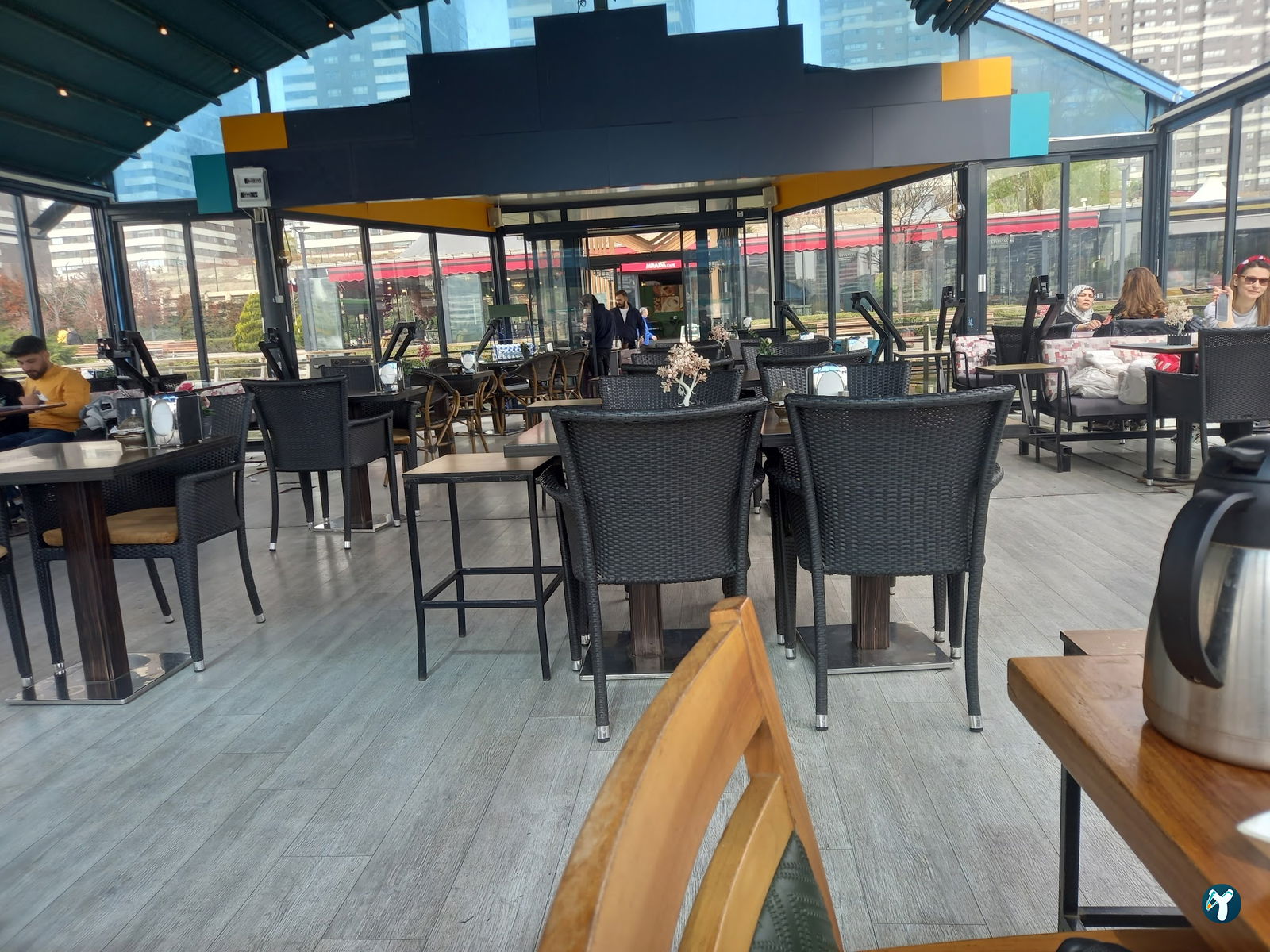 Mrada Cafe