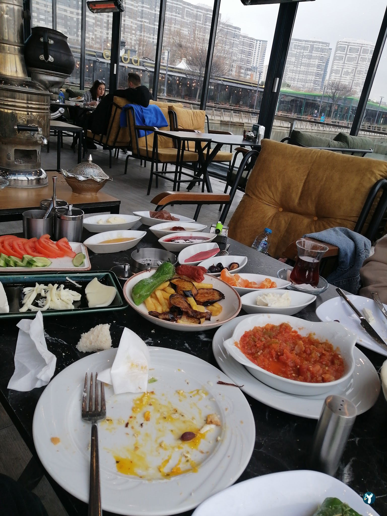 Mrada Cafe