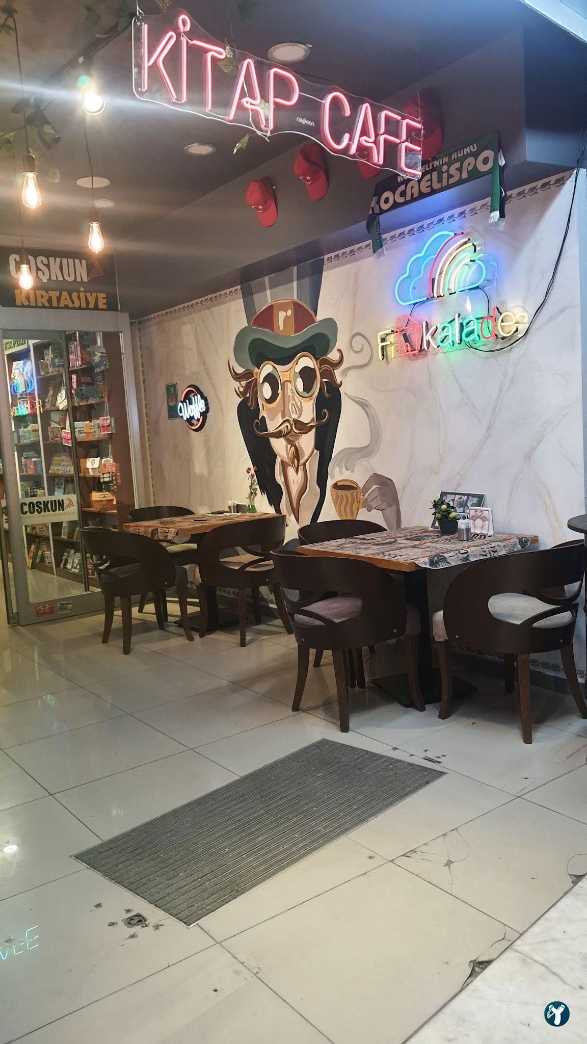 Coşkun Kitap Kafe