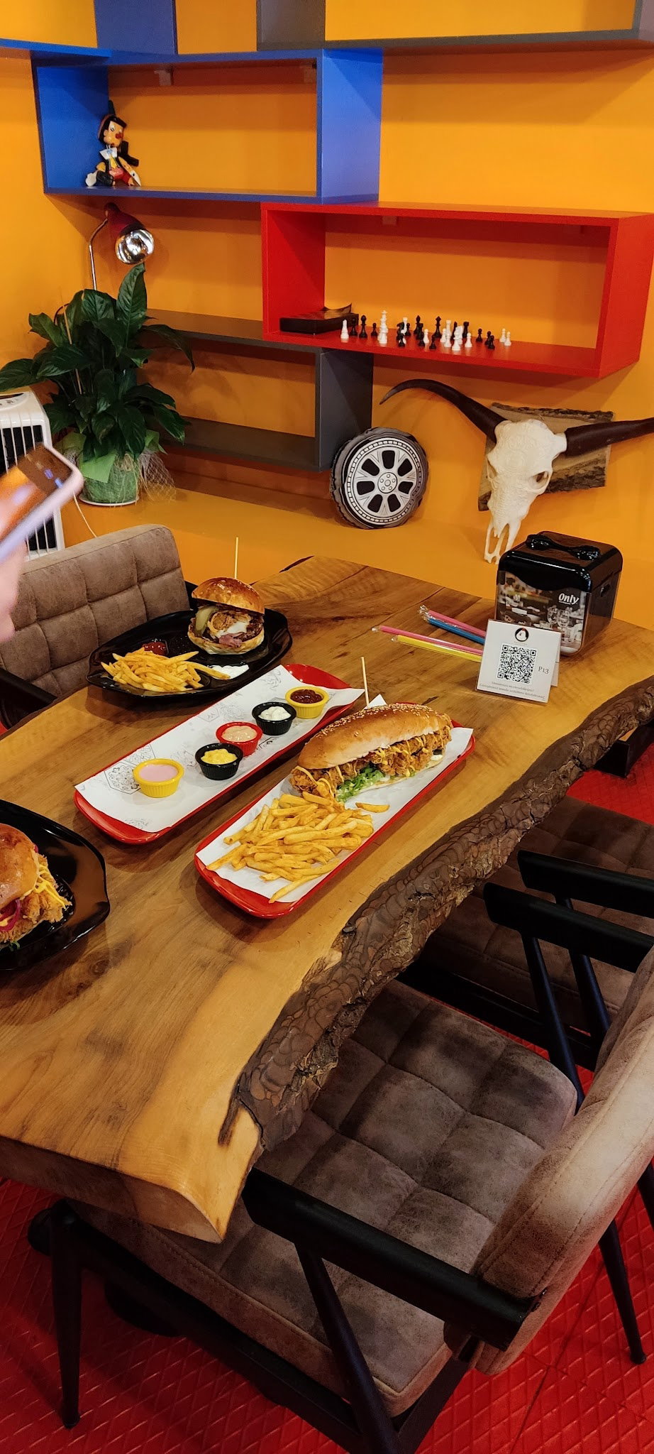 Pollito Chicken Burger