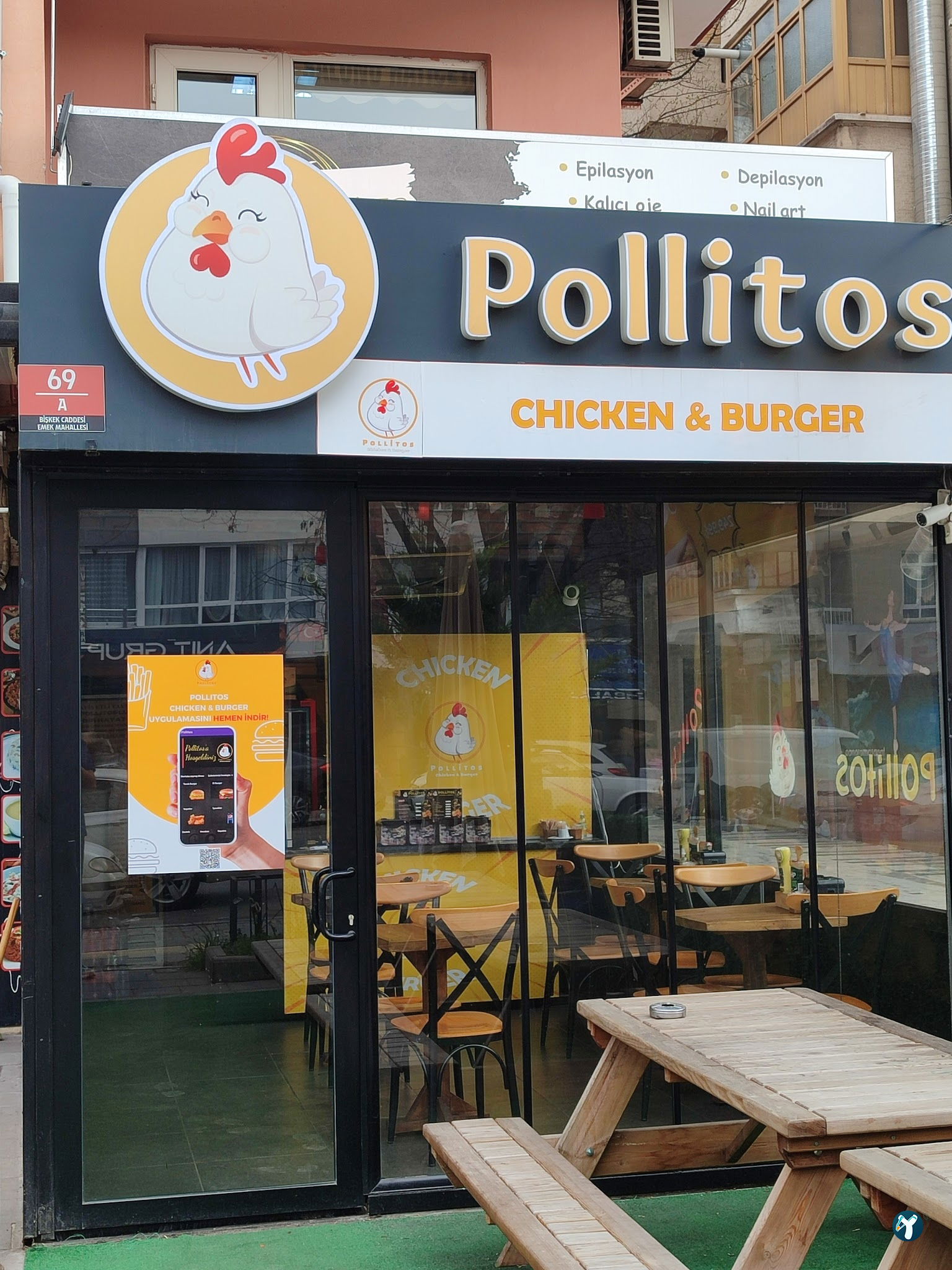 Pollito Chicken Burger
