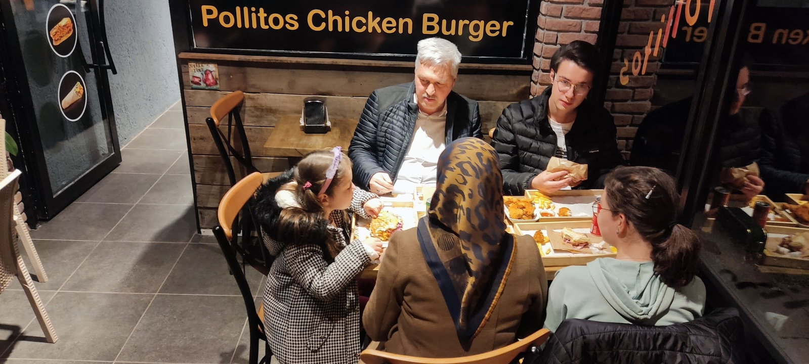 Pollito Chicken Burger