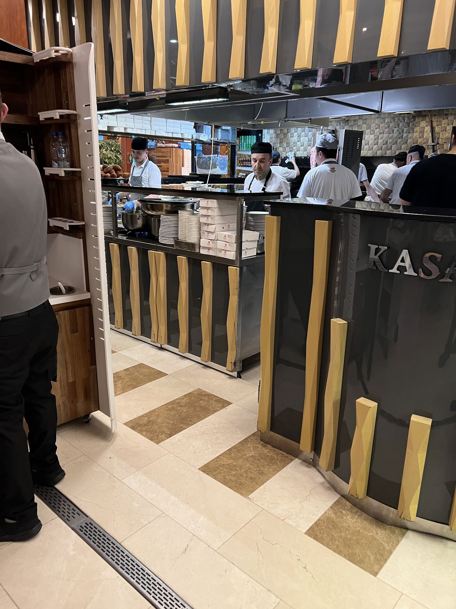 Ekrem Usta-Etin Ustası- Çayyolu Restaurant