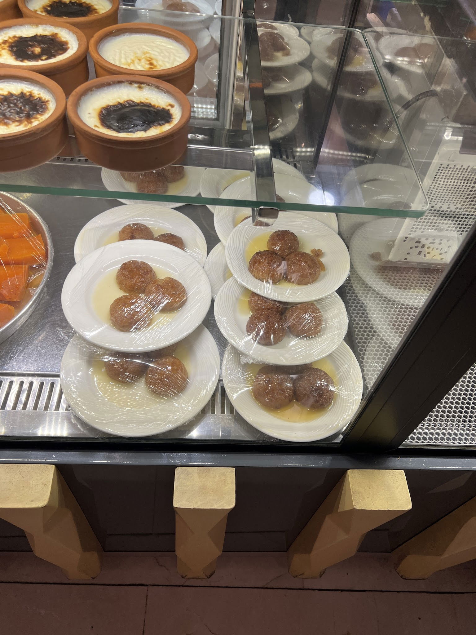 Ekrem Usta-Etin Ustası- Çayyolu Restaurant