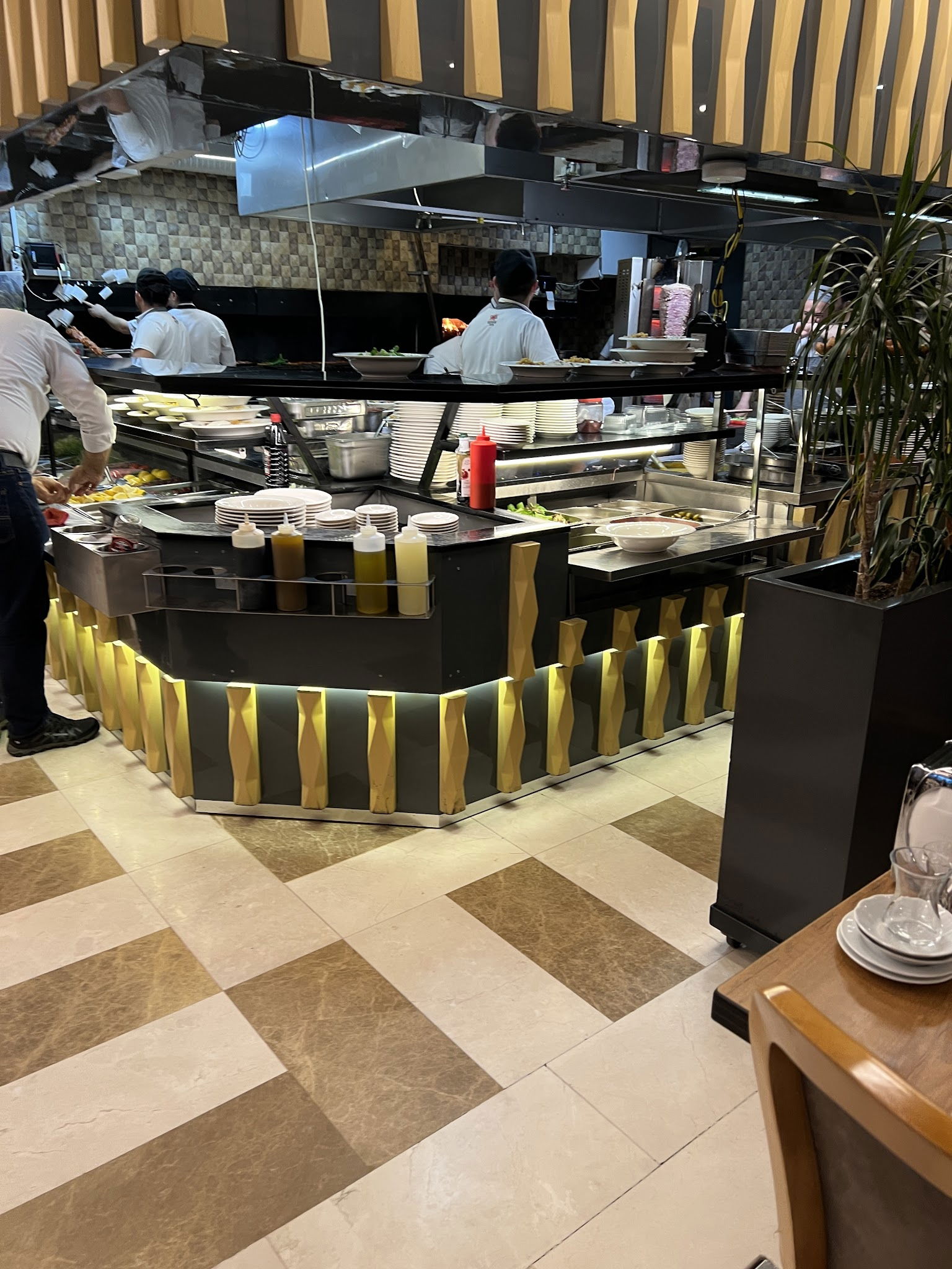 Ekrem Usta-Etin Ustası- Çayyolu Restaurant