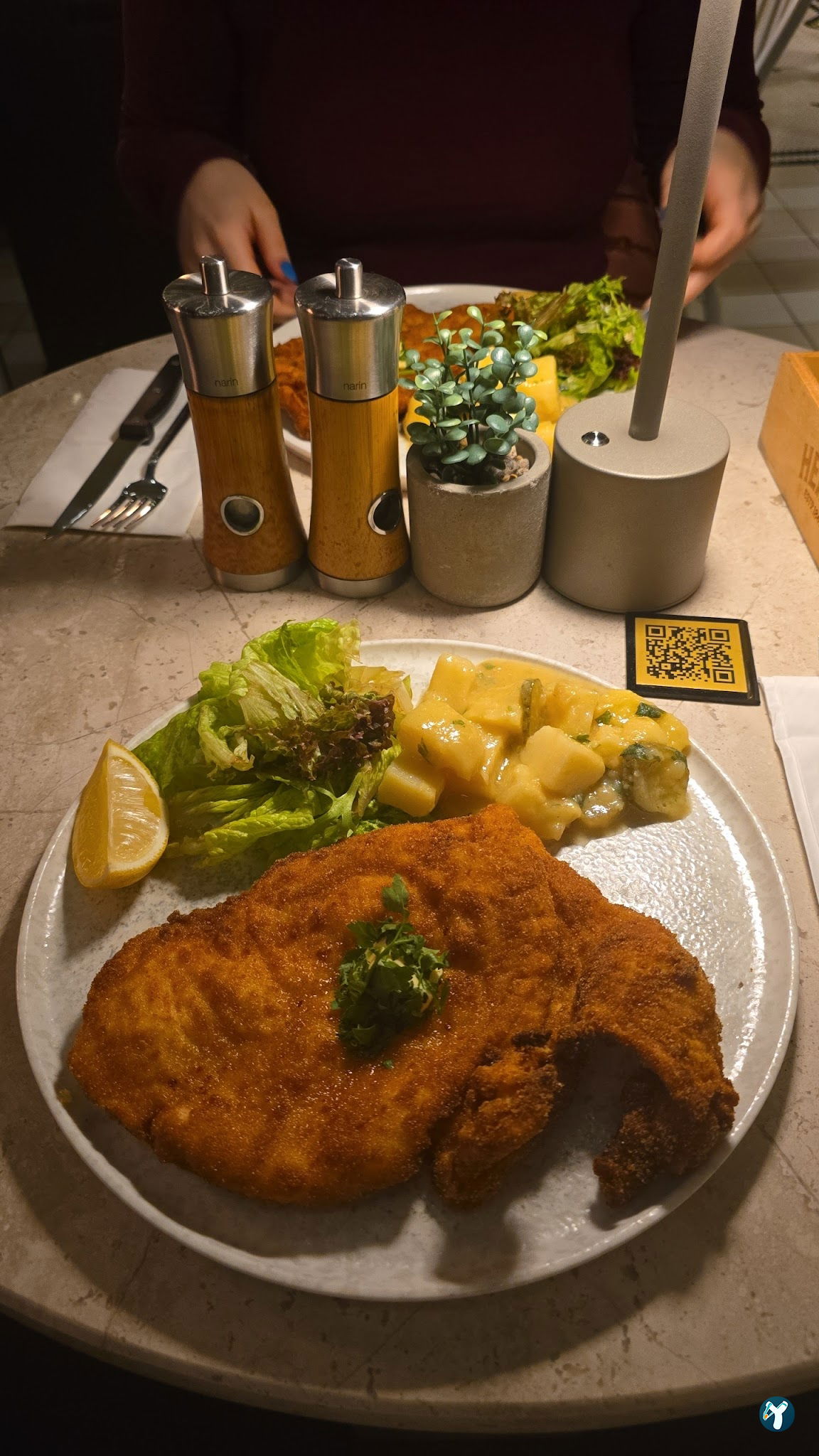 Monq Restoran