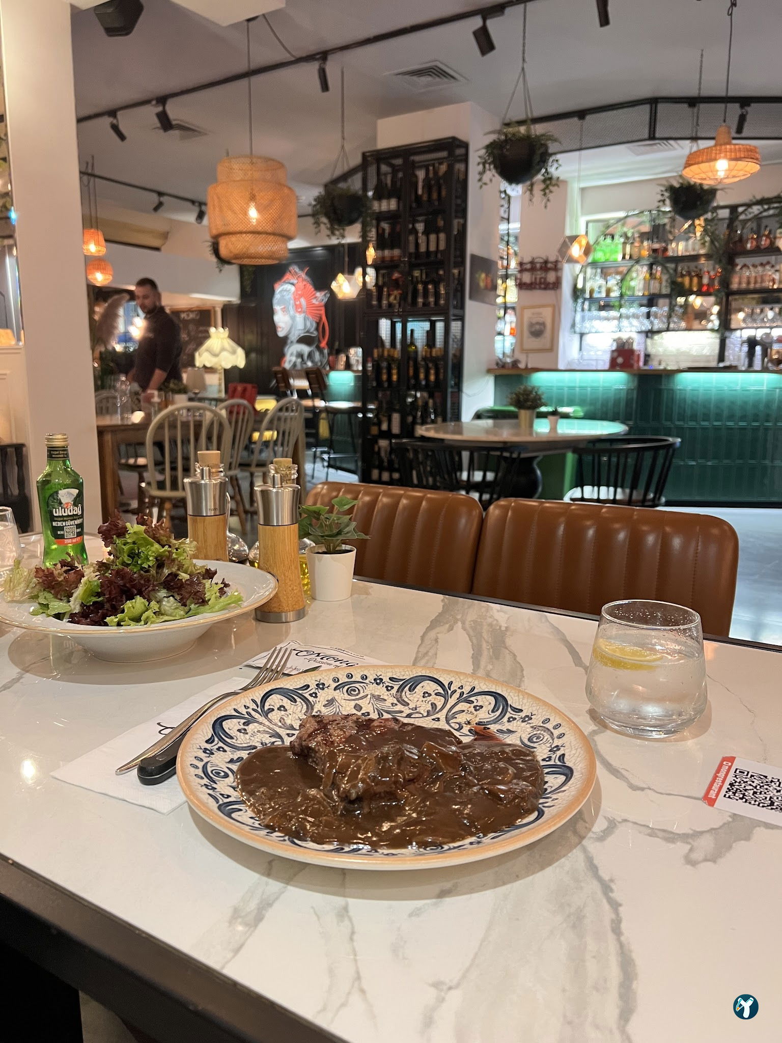 Monq Restoran