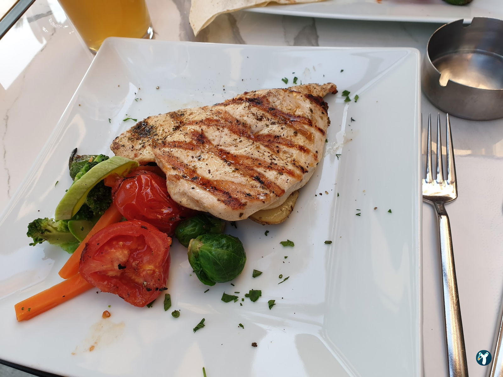 Monq Restoran