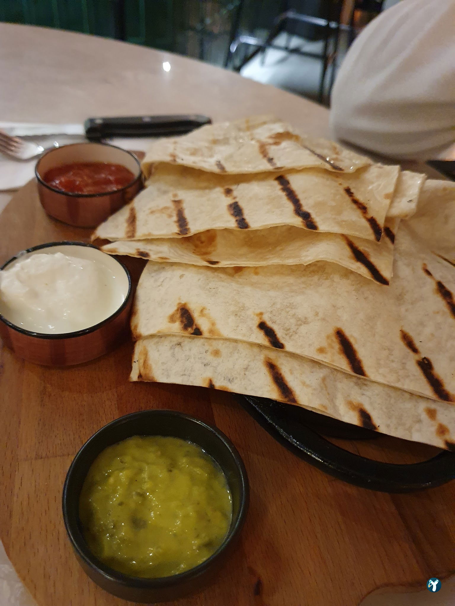 Monq Restoran