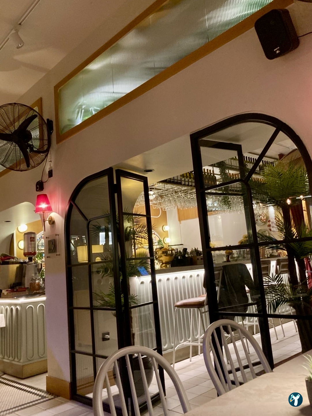 Monq Restoran