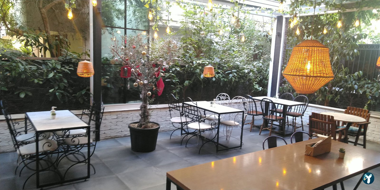 Monq Restoran
