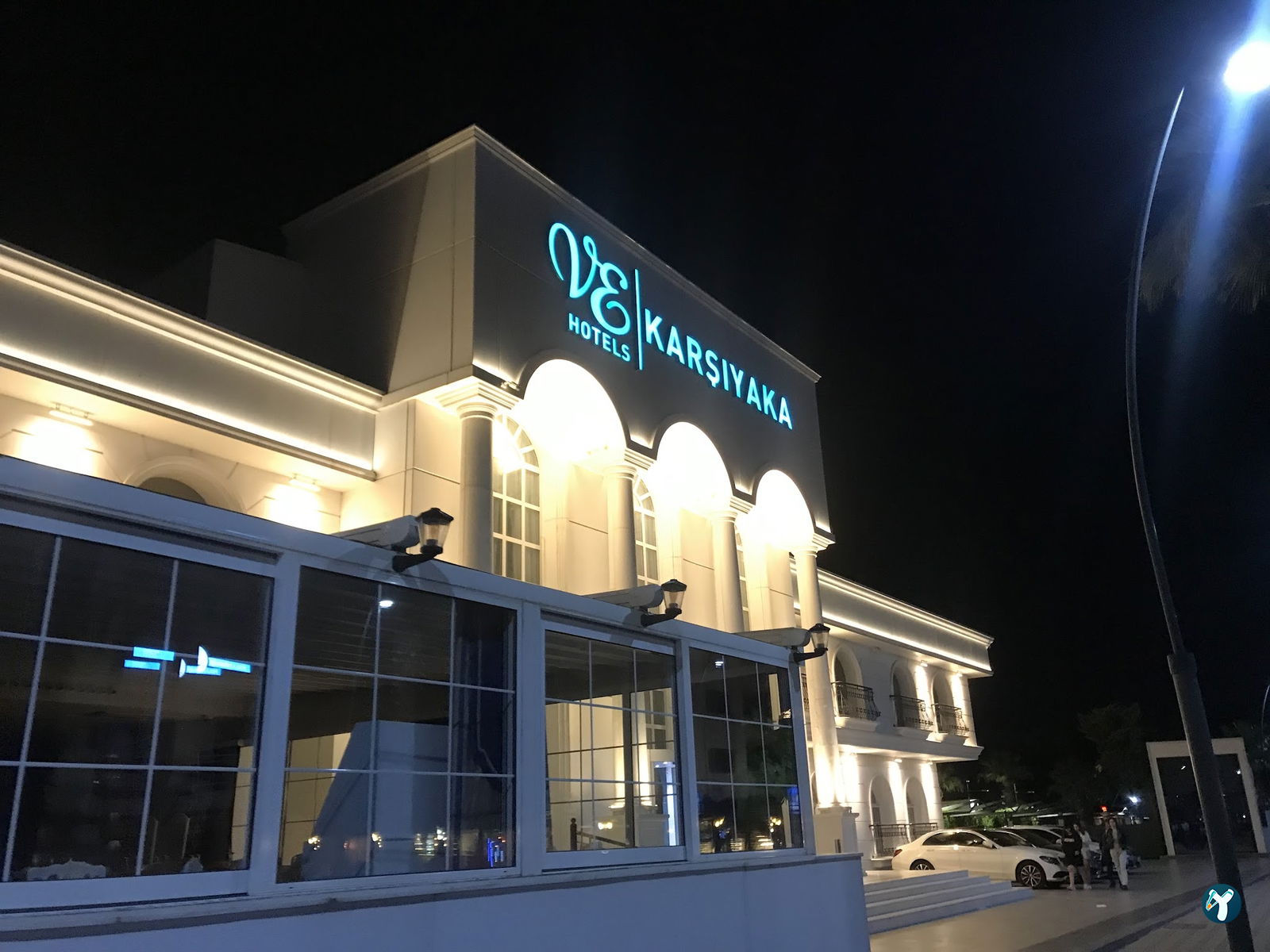 Monq Restoran