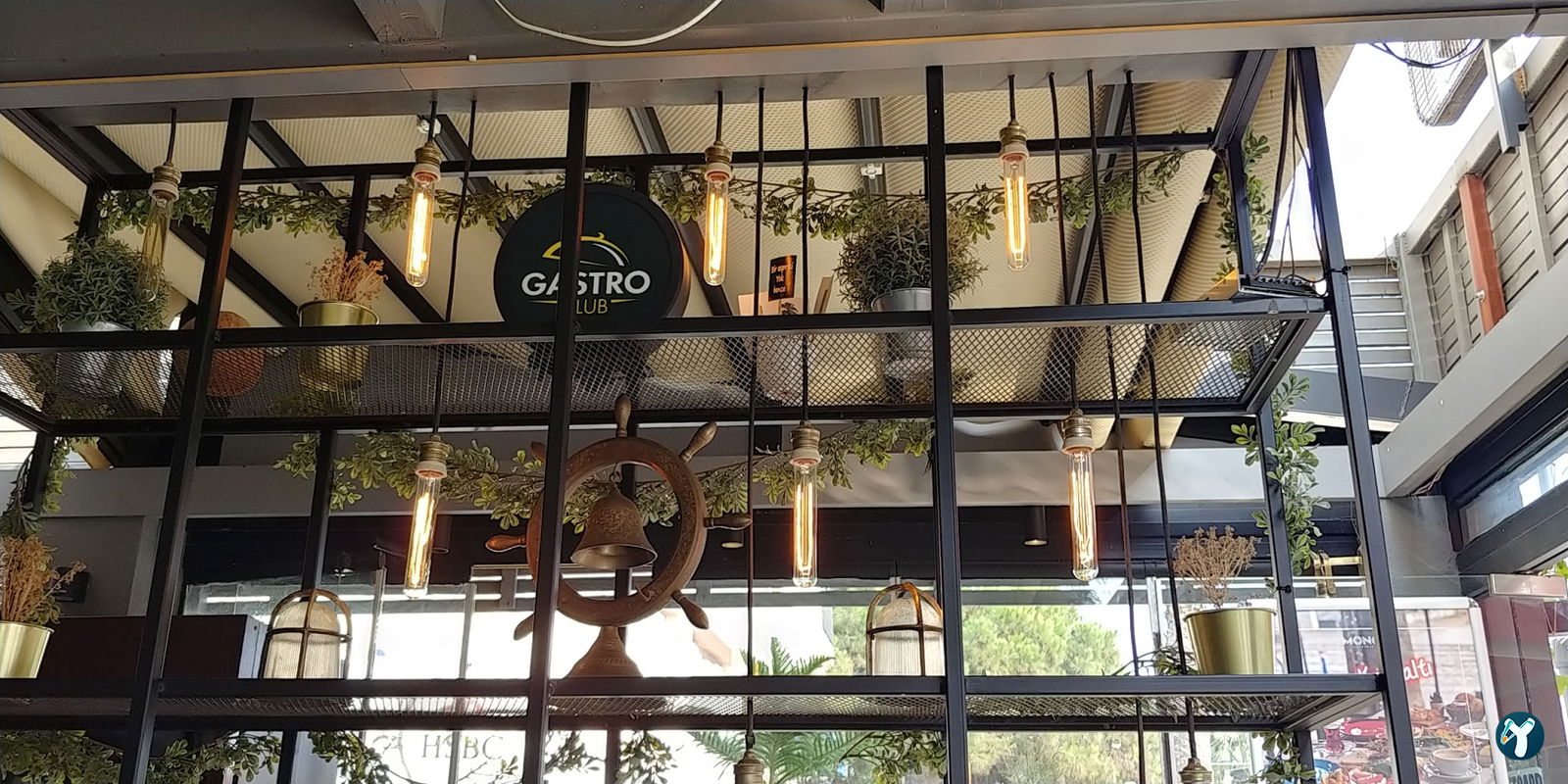 Monq Restoran
