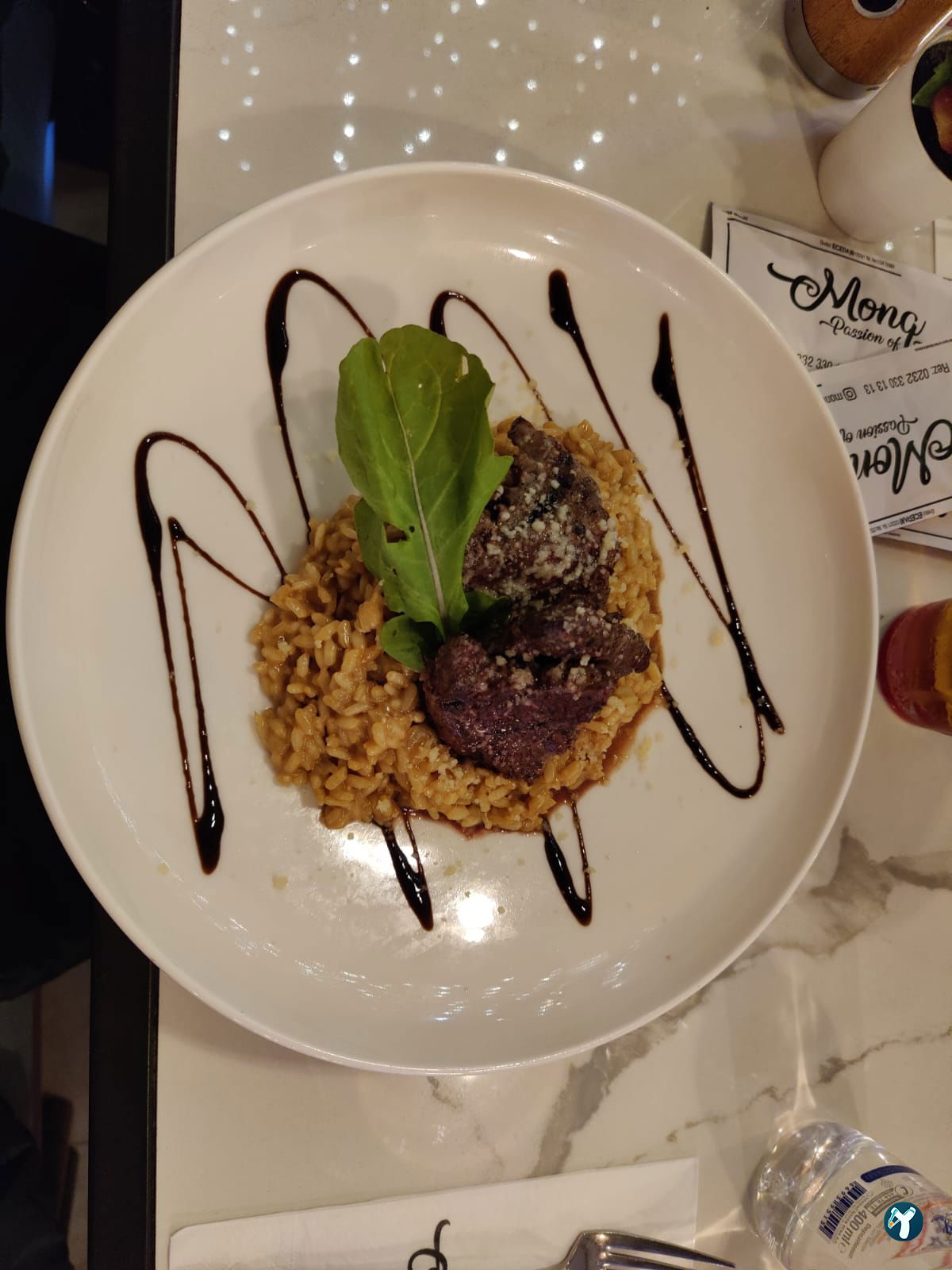 Monq Restoran