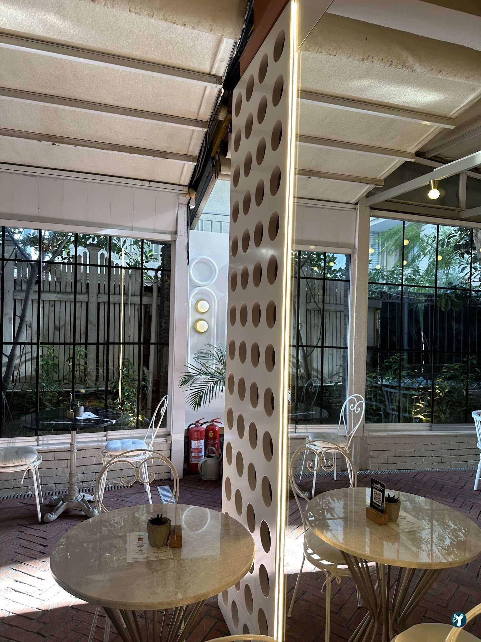 Monq Restoran