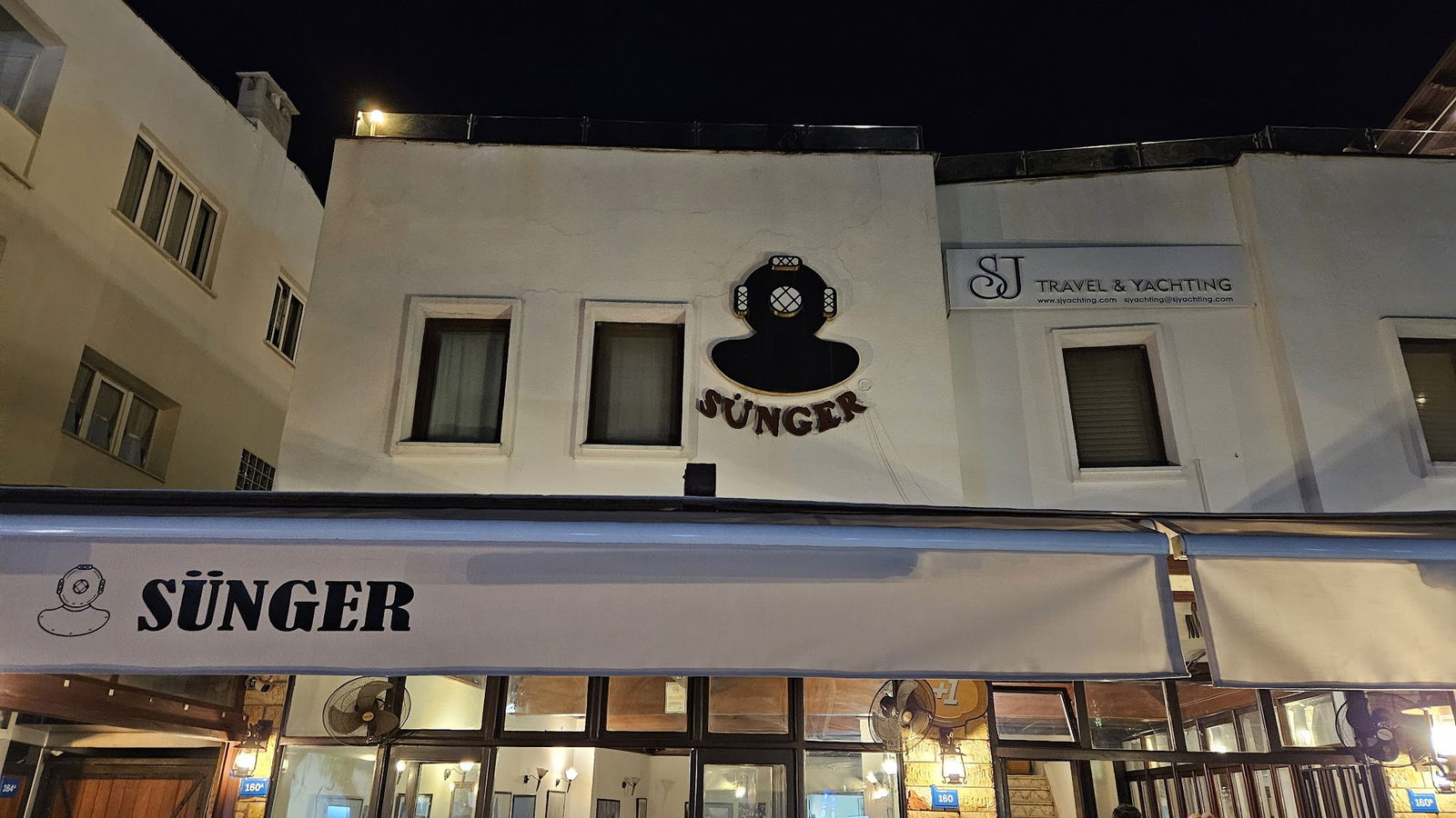 Sünger Pizza Restaurant