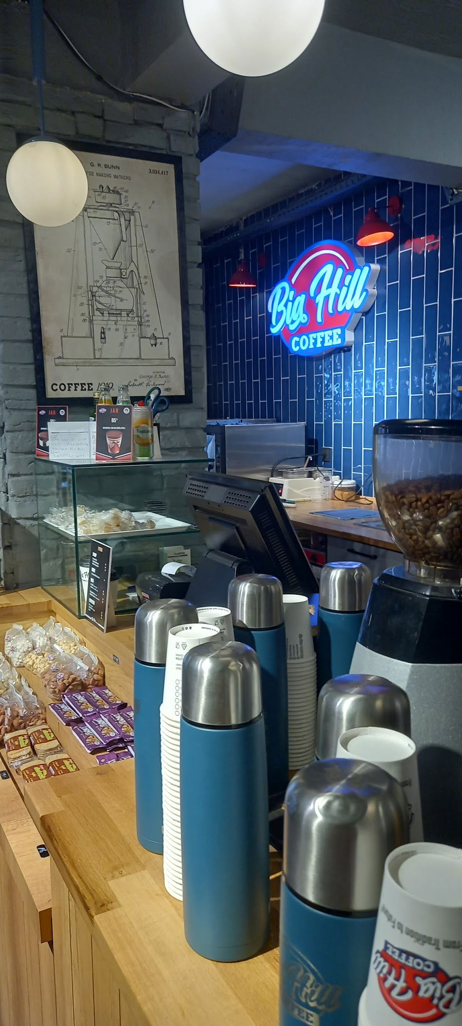 Big Hill Coffee Podium Avm