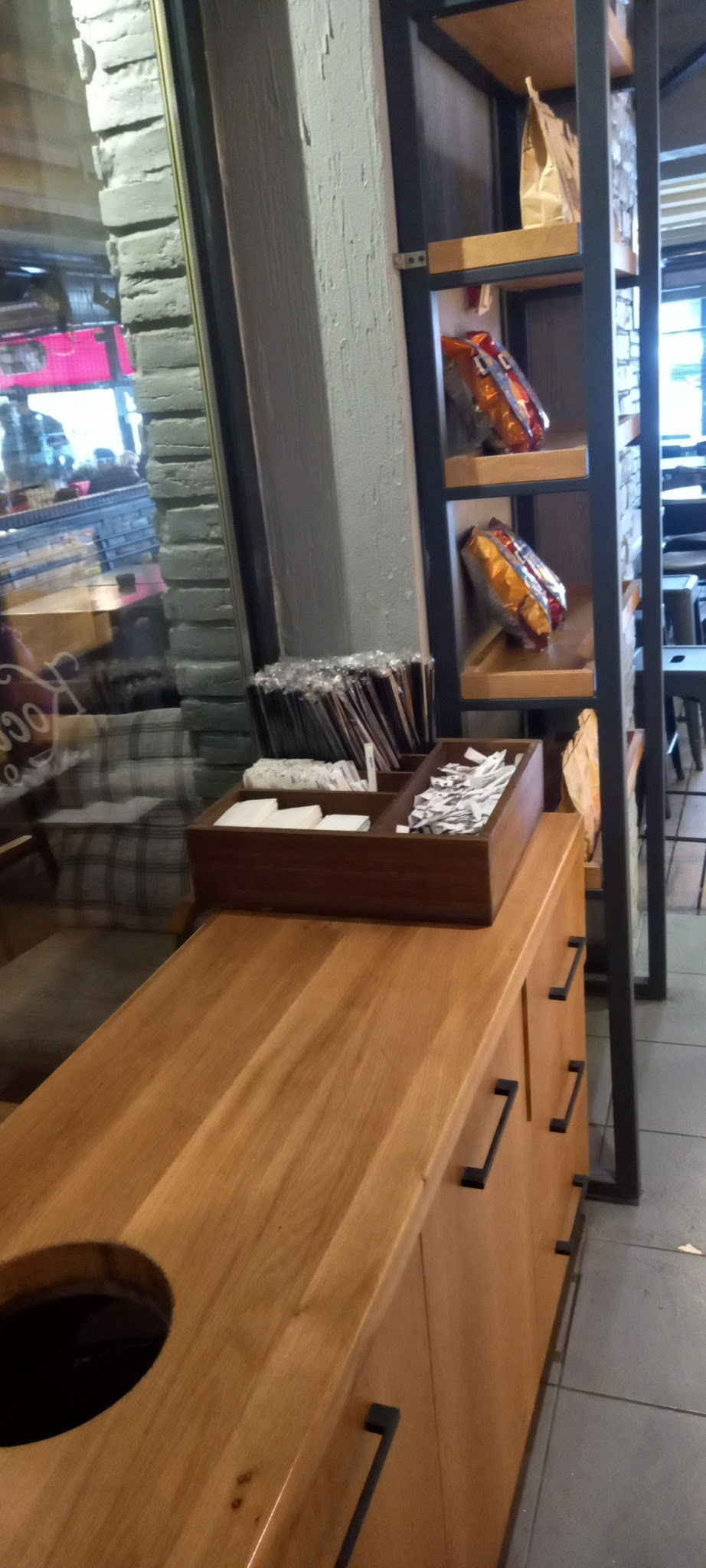 Big Hill Coffee Podium Avm