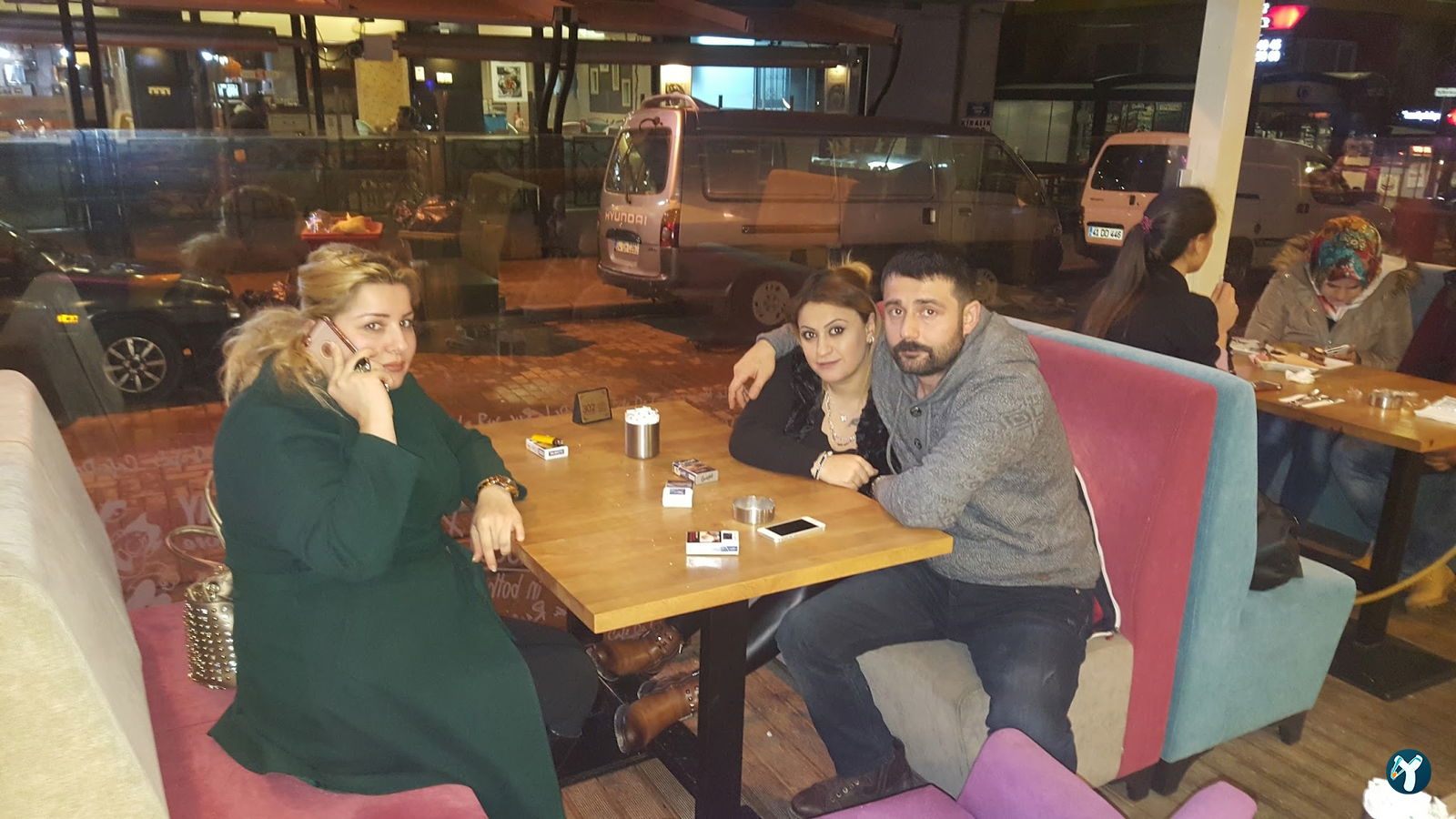 Cafe De La Rue
