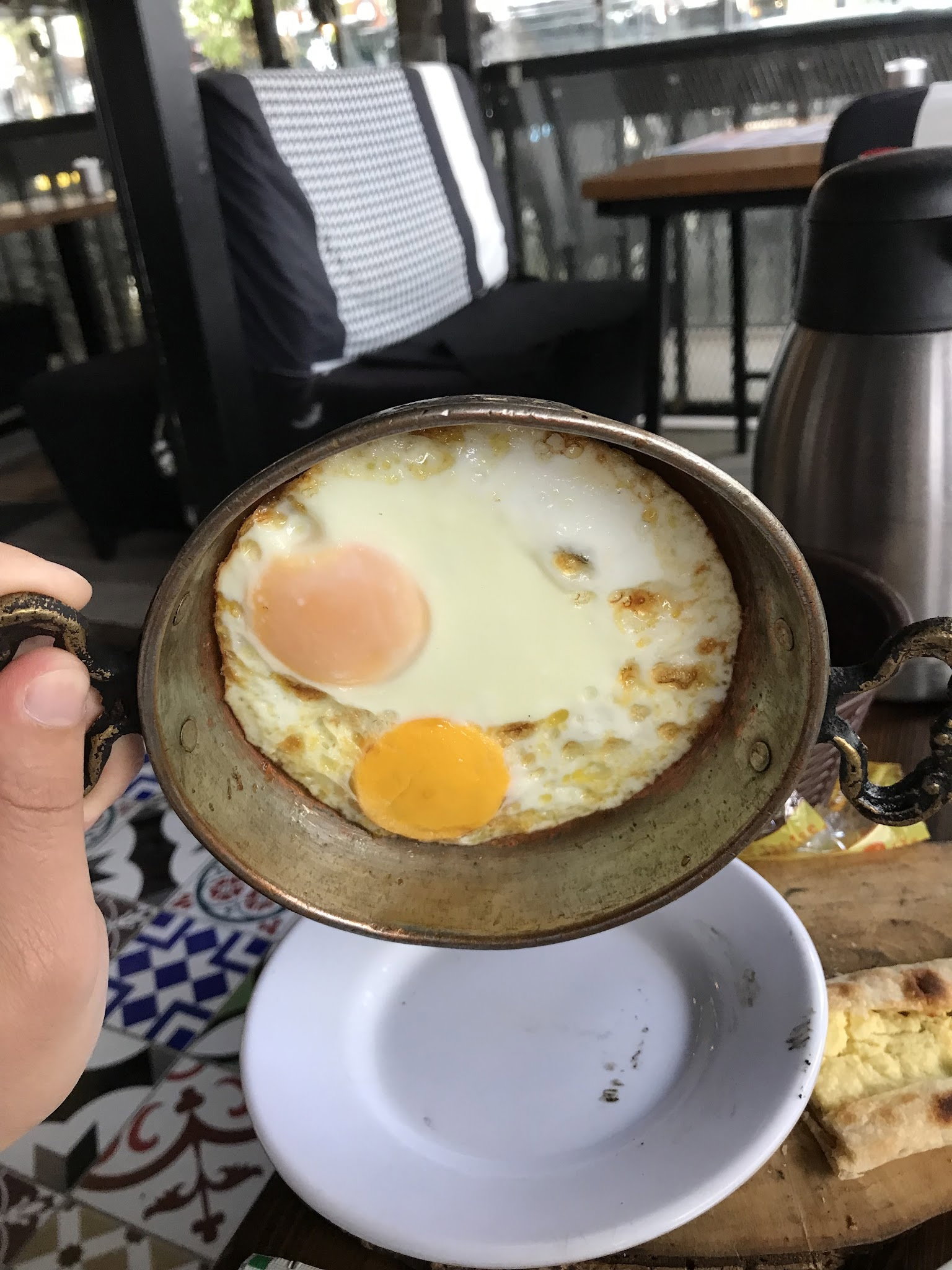 Cafe De La Rue
