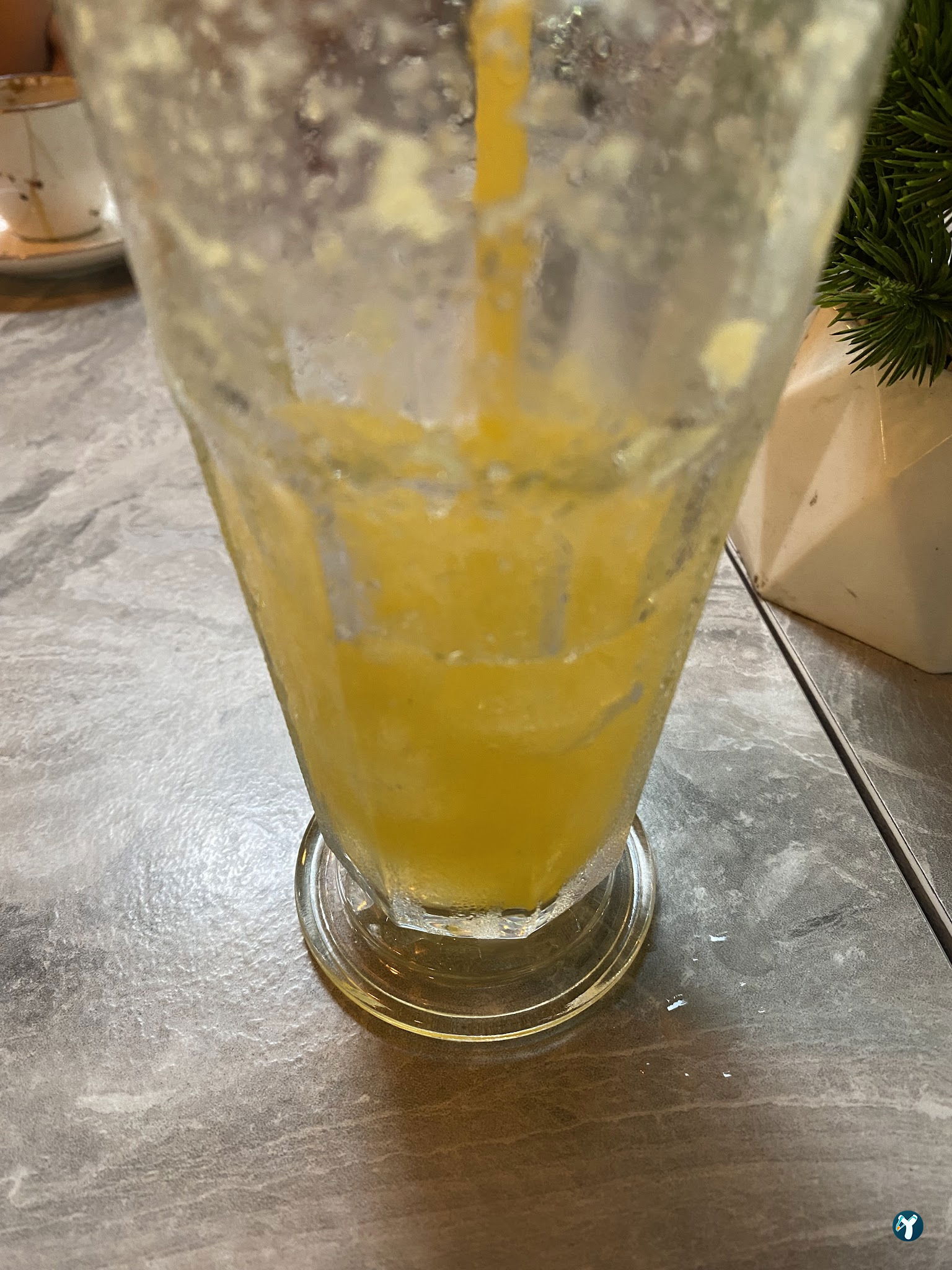 Cafe De La Rue