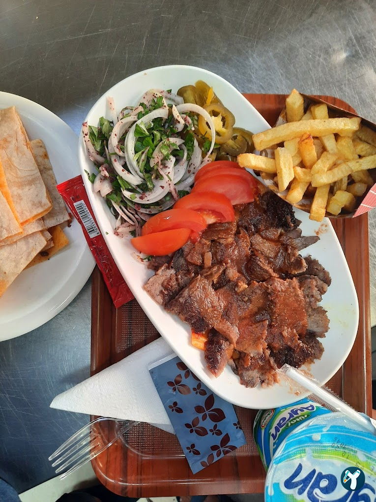 HARBİYE DÖNER VE KÜNEFE