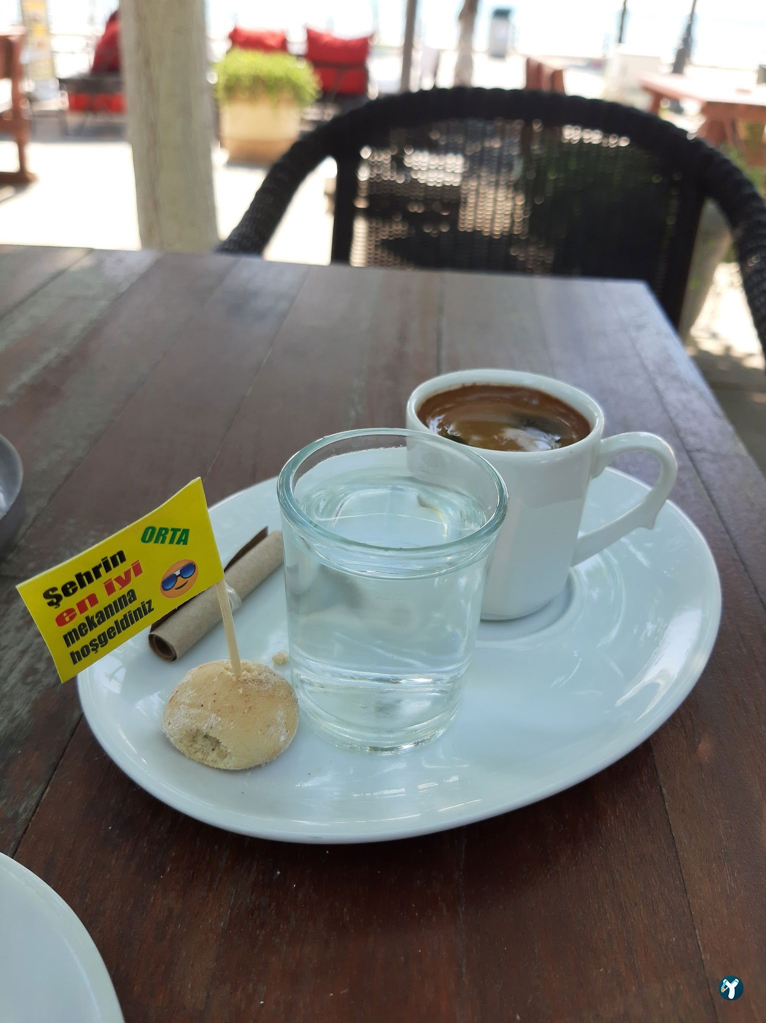 Loja Cafe & Restaurant