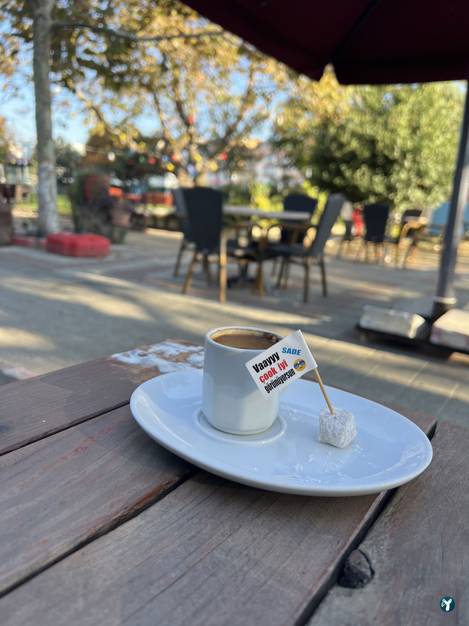 Loja Cafe & Restaurant
