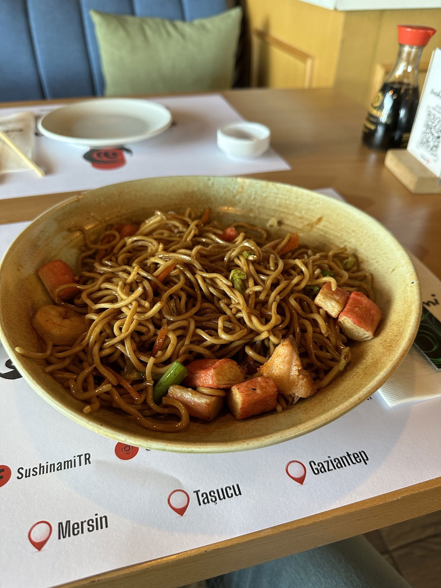 Sushinami Far East Cuisine