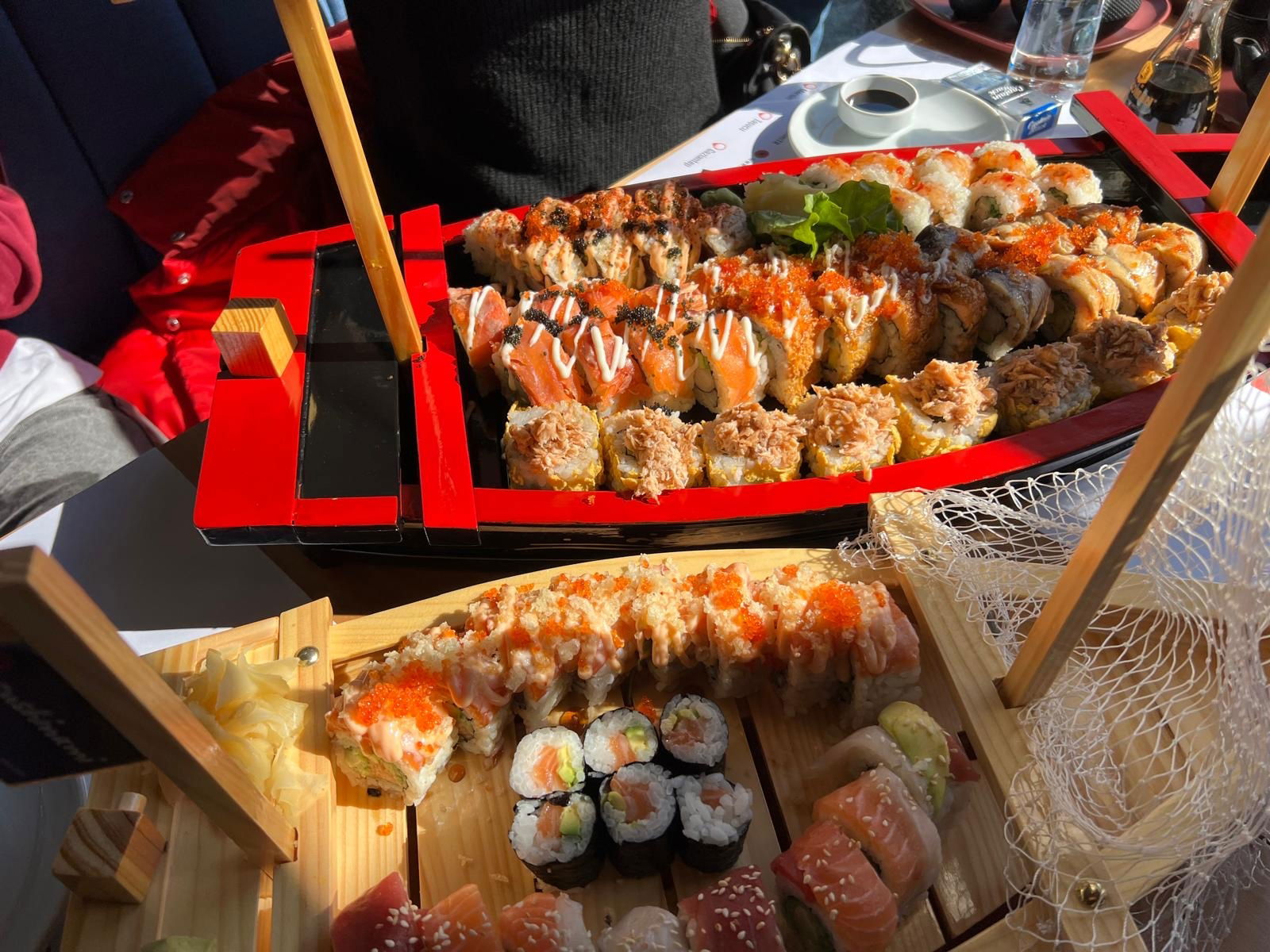 Sushinami Far East Cuisine