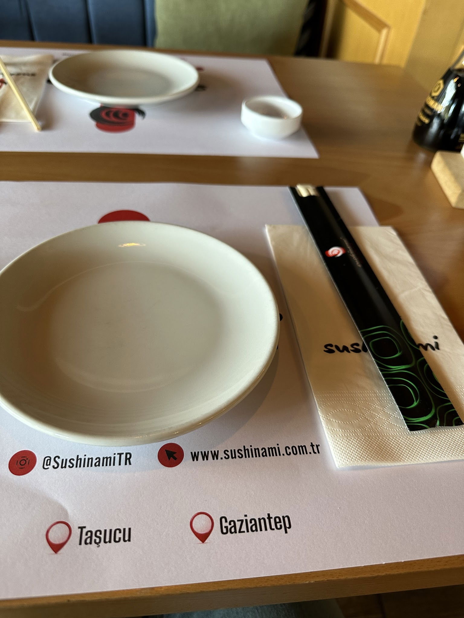 Sushinami Far East Cuisine