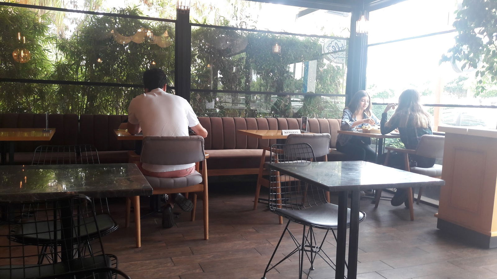 Sushinami Far East Cuisine