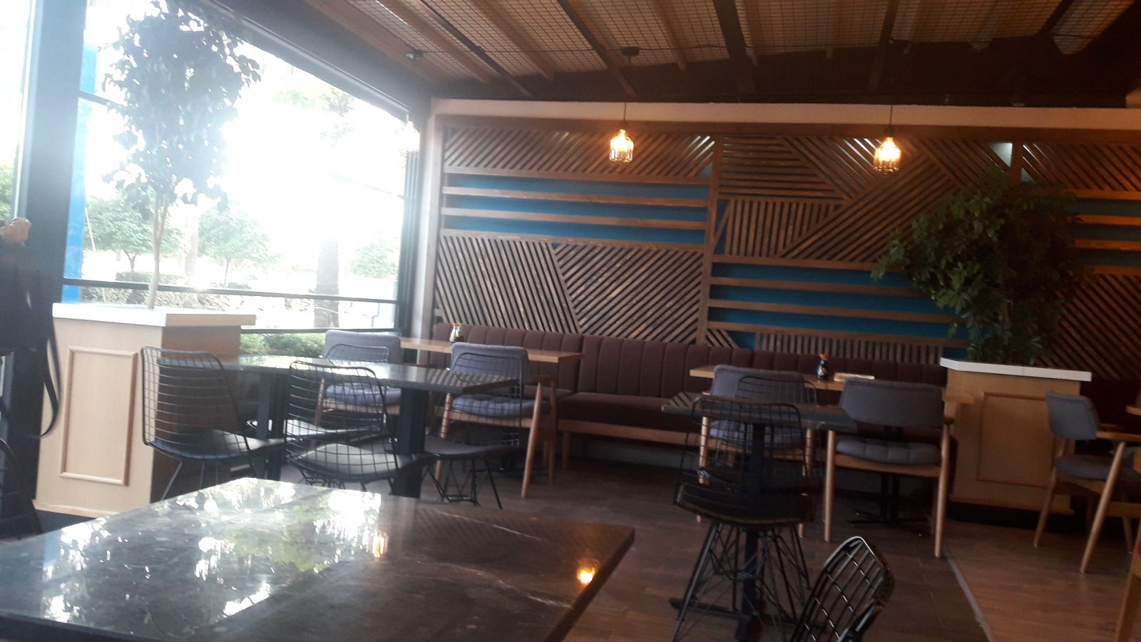 Sushinami Far East Cuisine