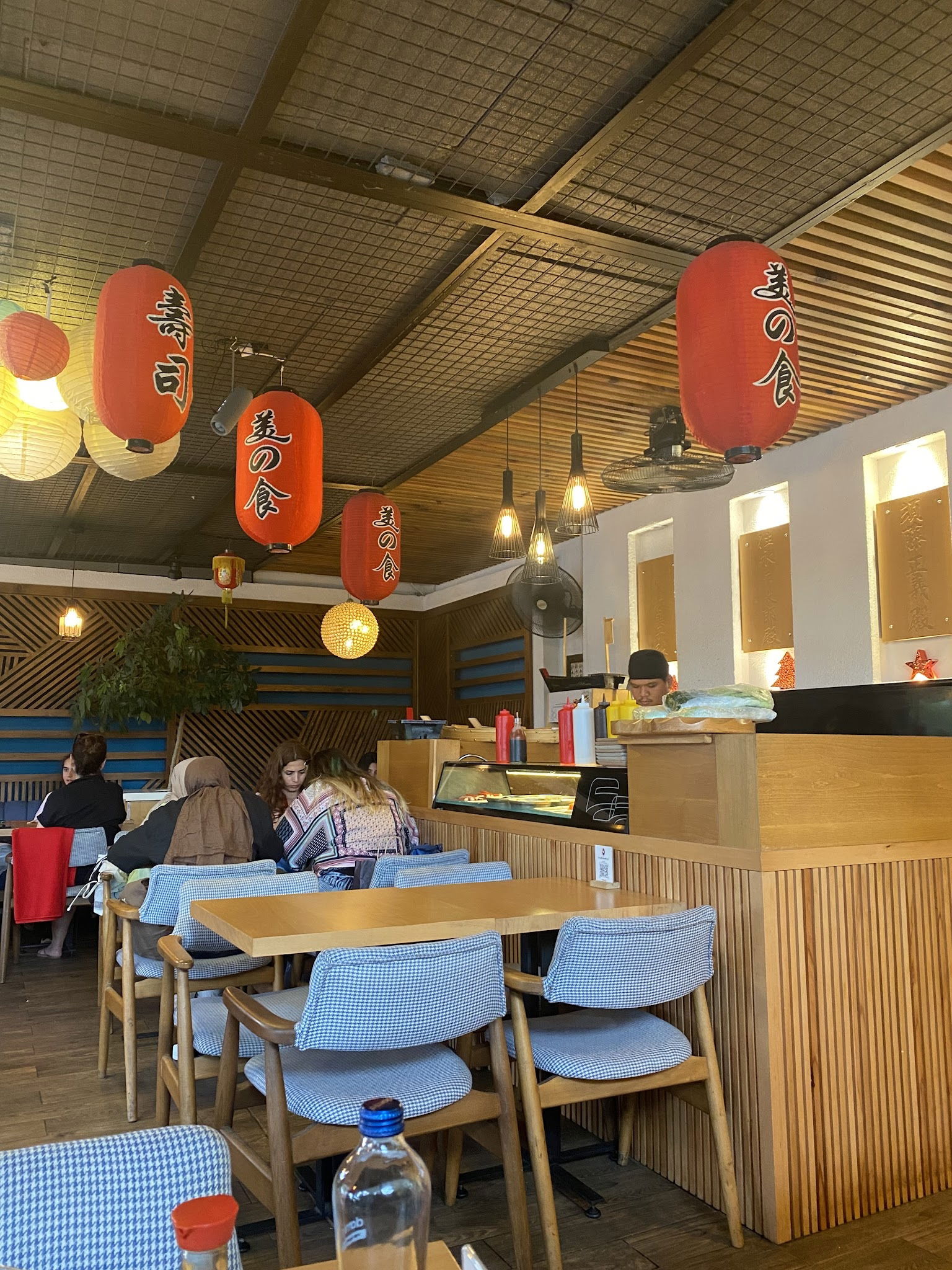 Sushinami Far East Cuisine