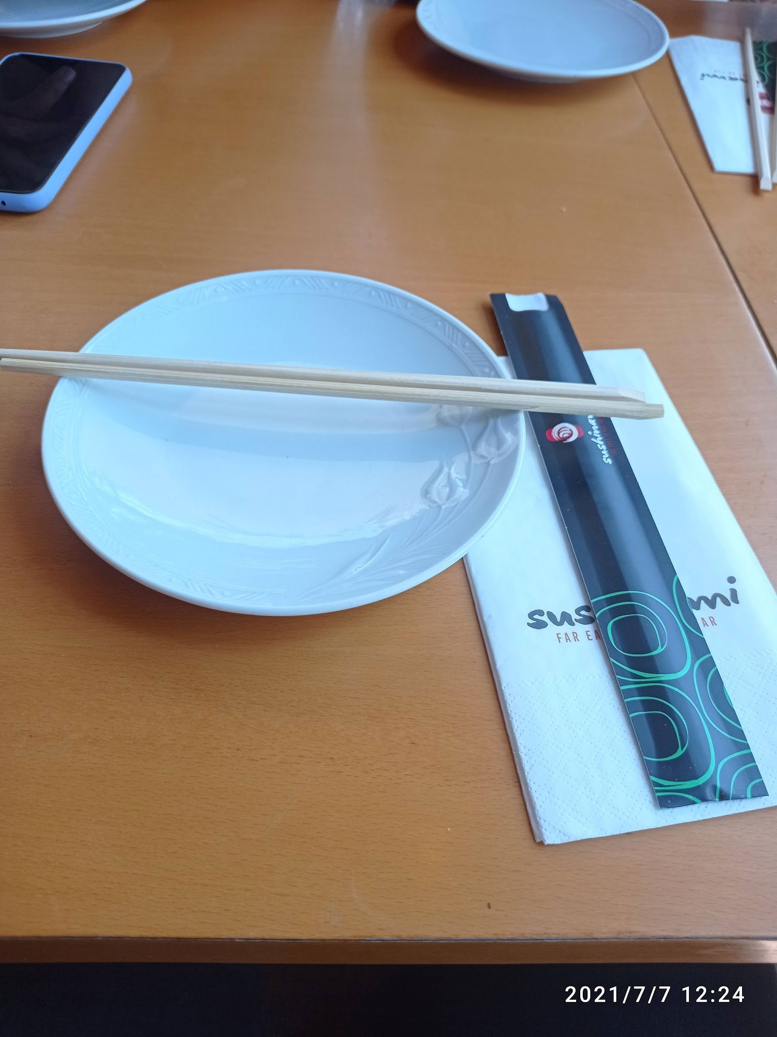 Sushinami Far East Cuisine