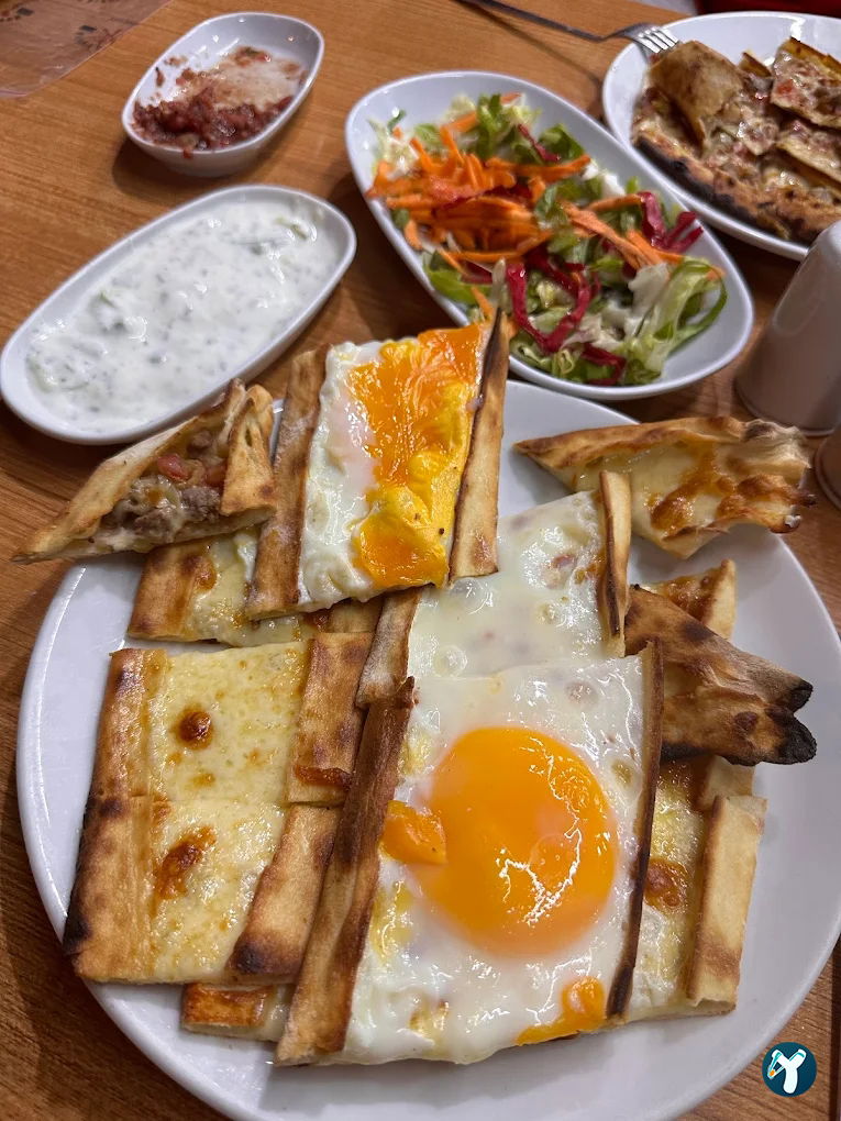 Kervan pide